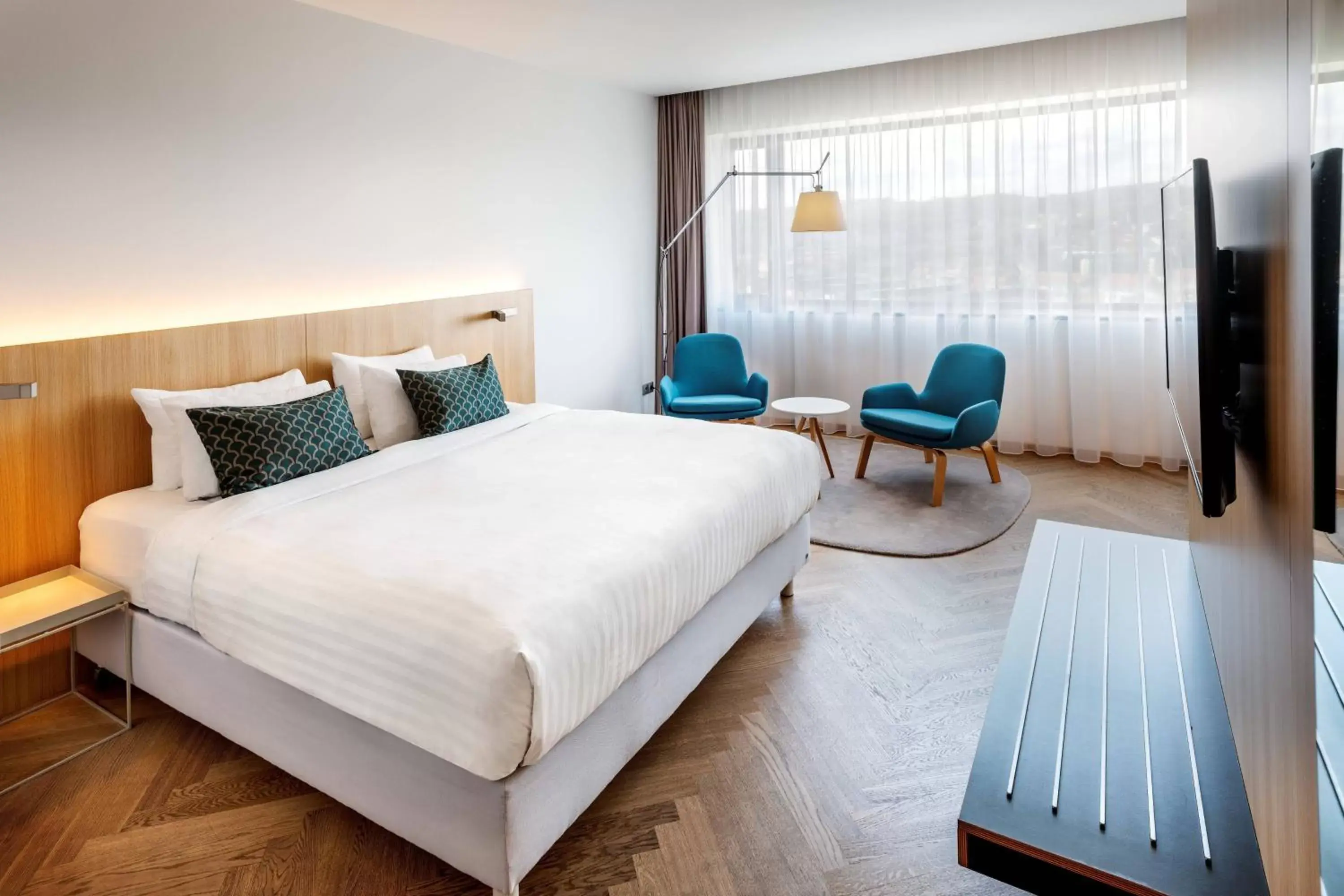Photo of the whole room, Bed in Courtyard by Marriott Brno
