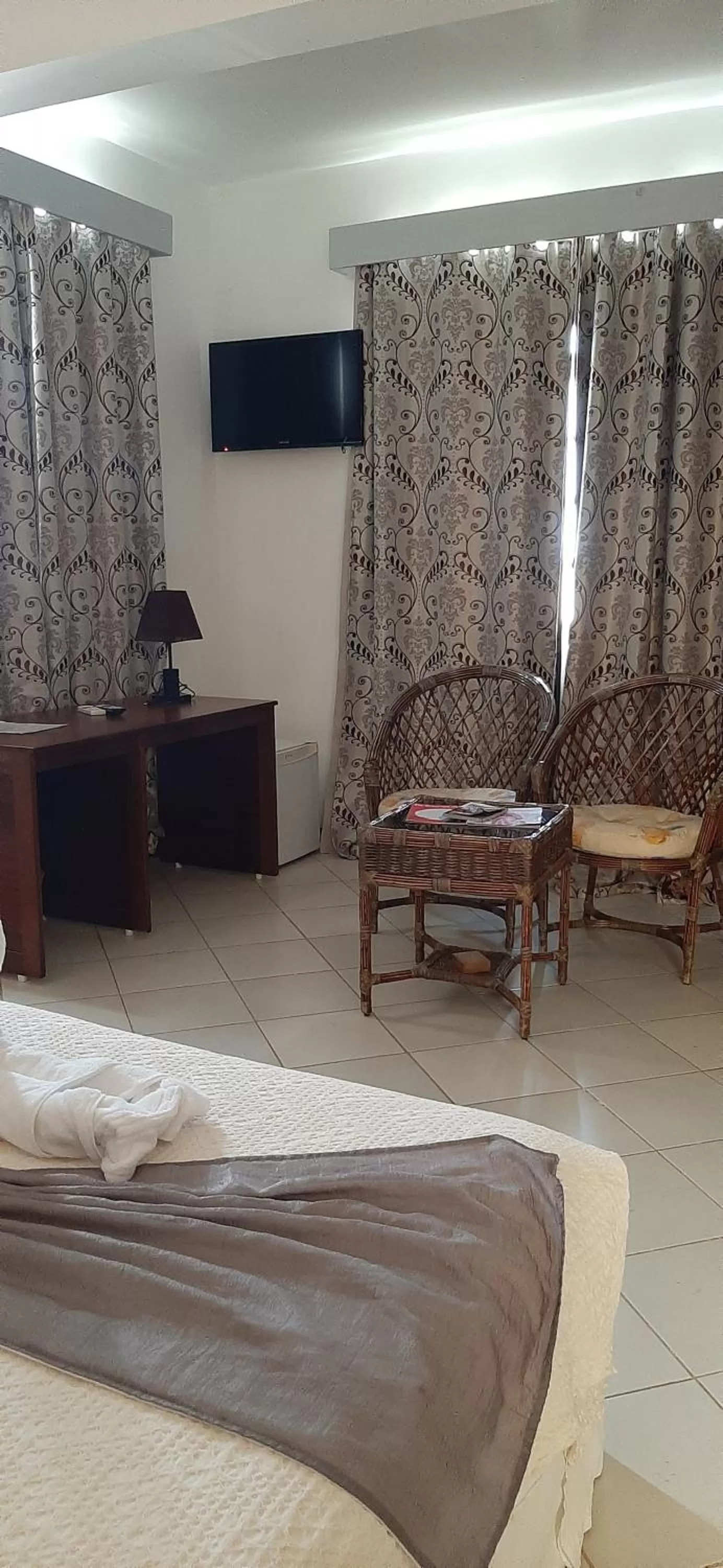 TV and multimedia, Bed in Atlantic Maio Hotel