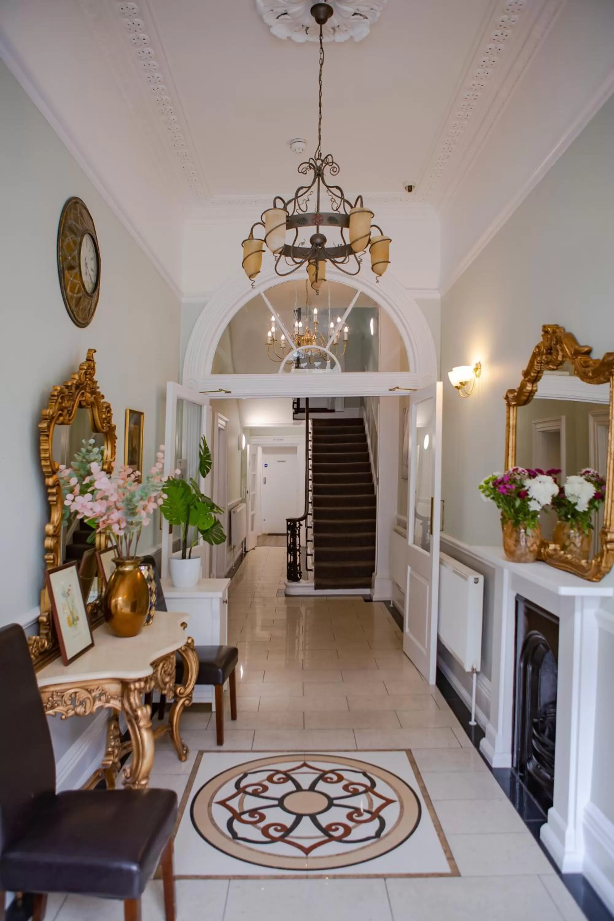 Seating area in Marylebone Inn