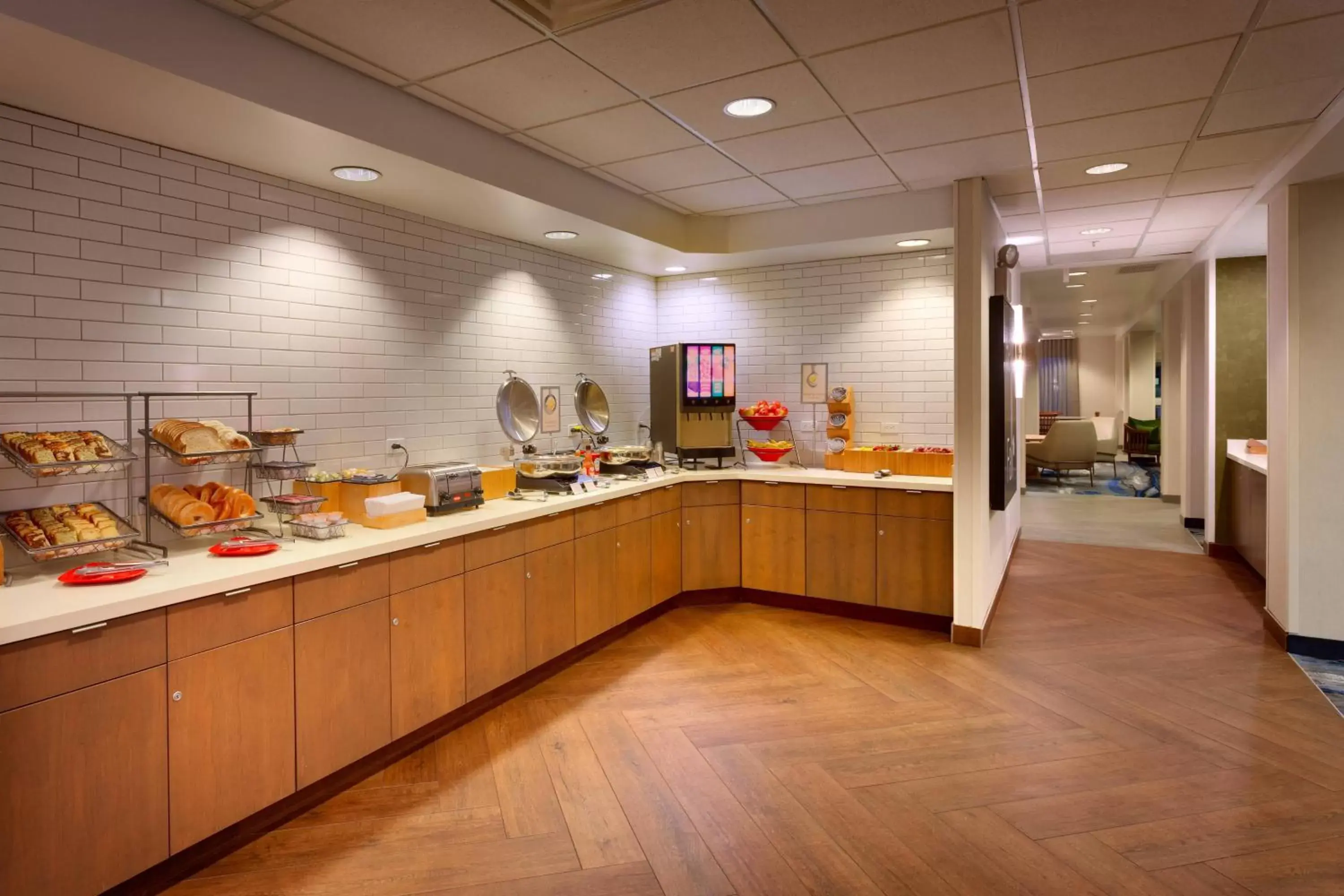Restaurant/Places to Eat in Fairfield Inn & Suites Roswell