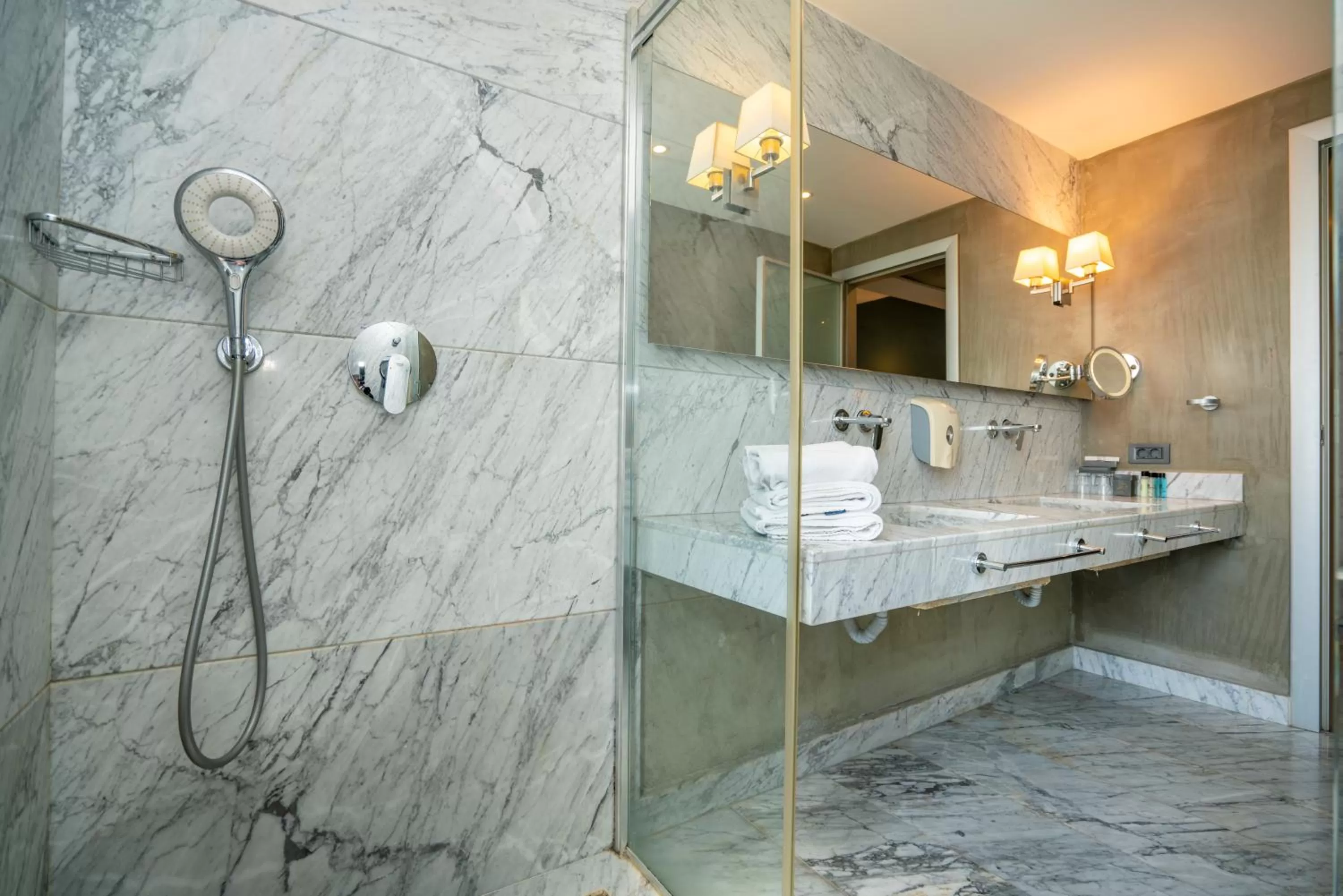 Bathroom in The Gate Ataşehir Finance Centre