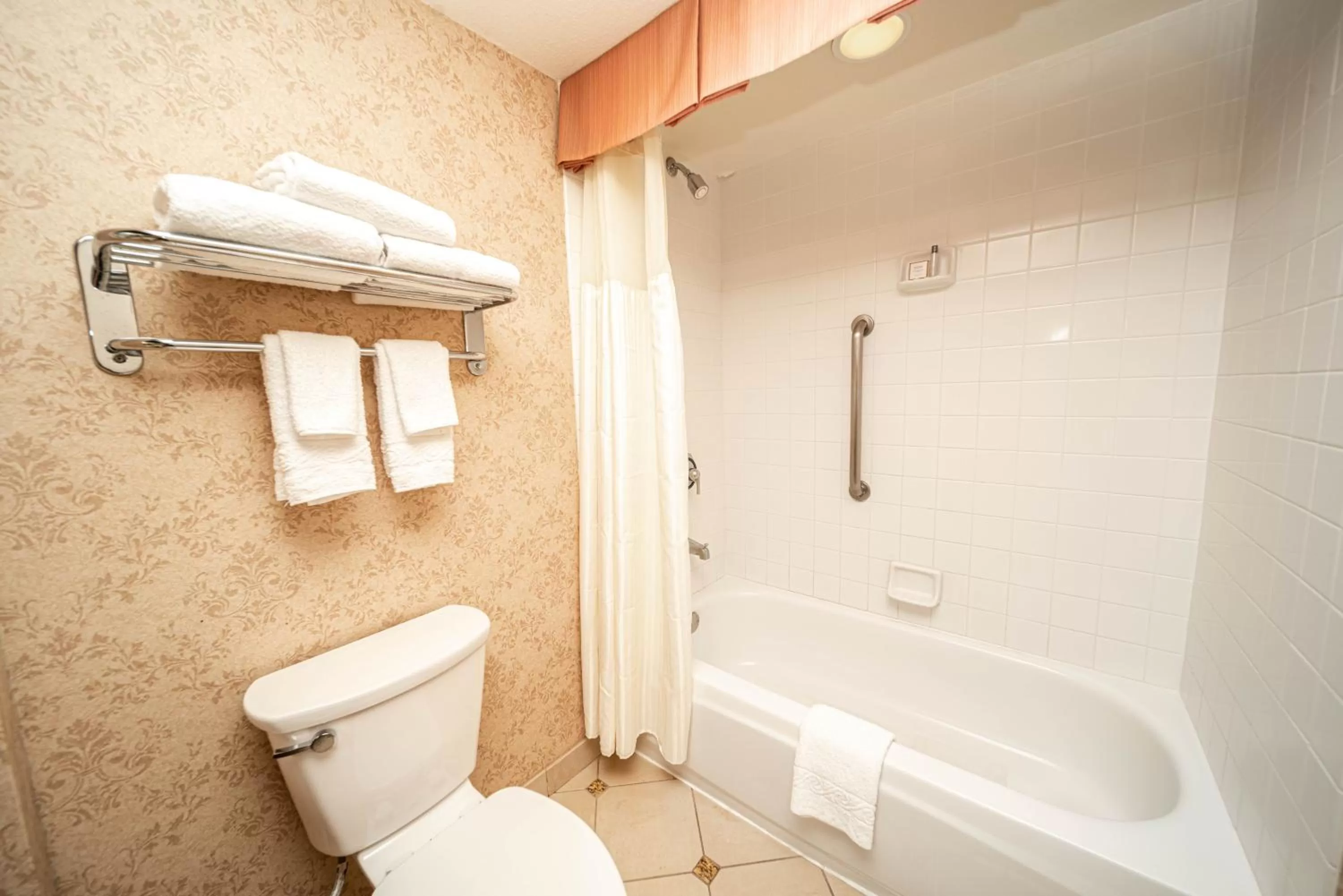 Bathroom in Reno Suites