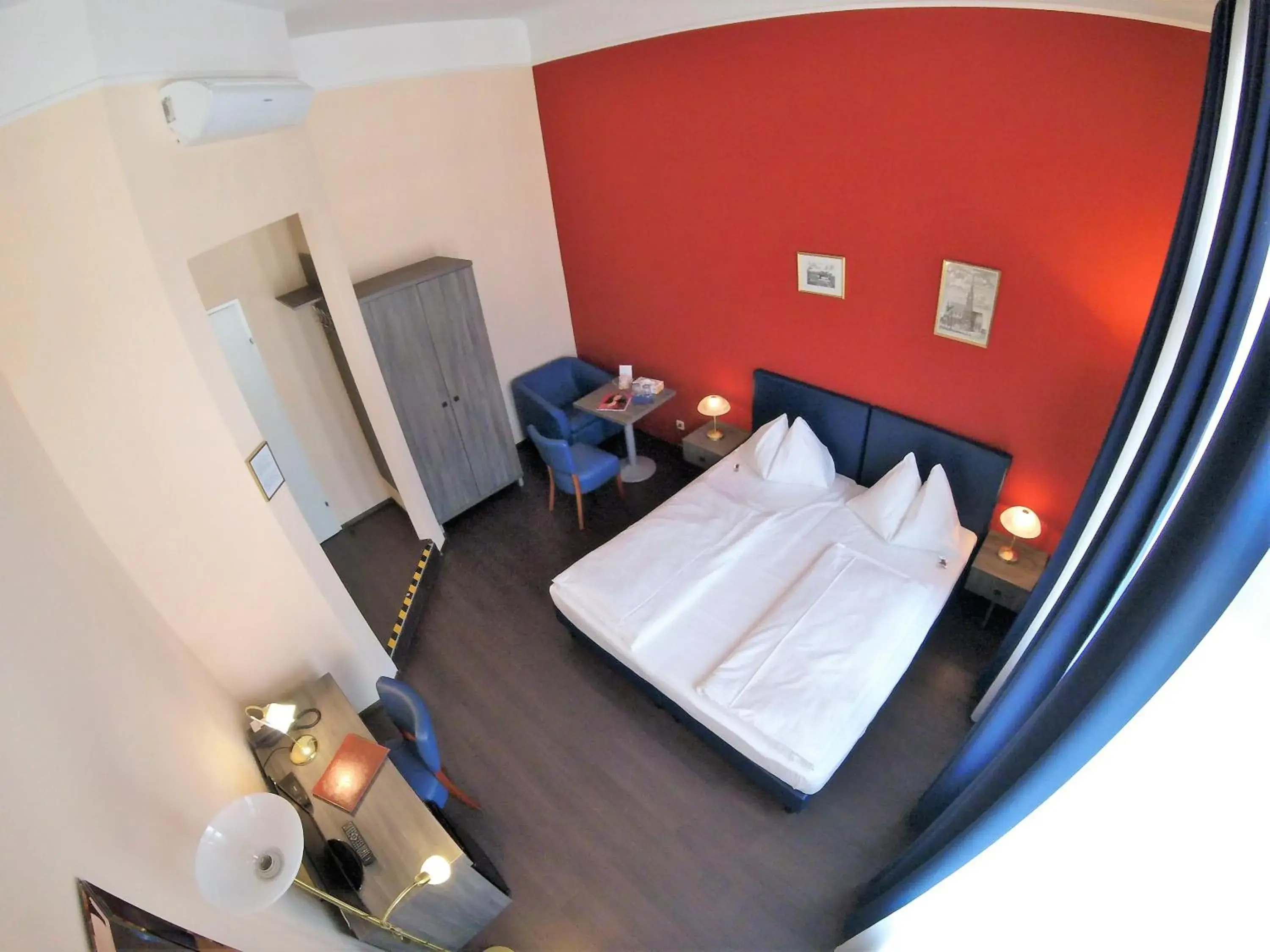 Photo of the whole room, Bed in Hotel Pension Excellence