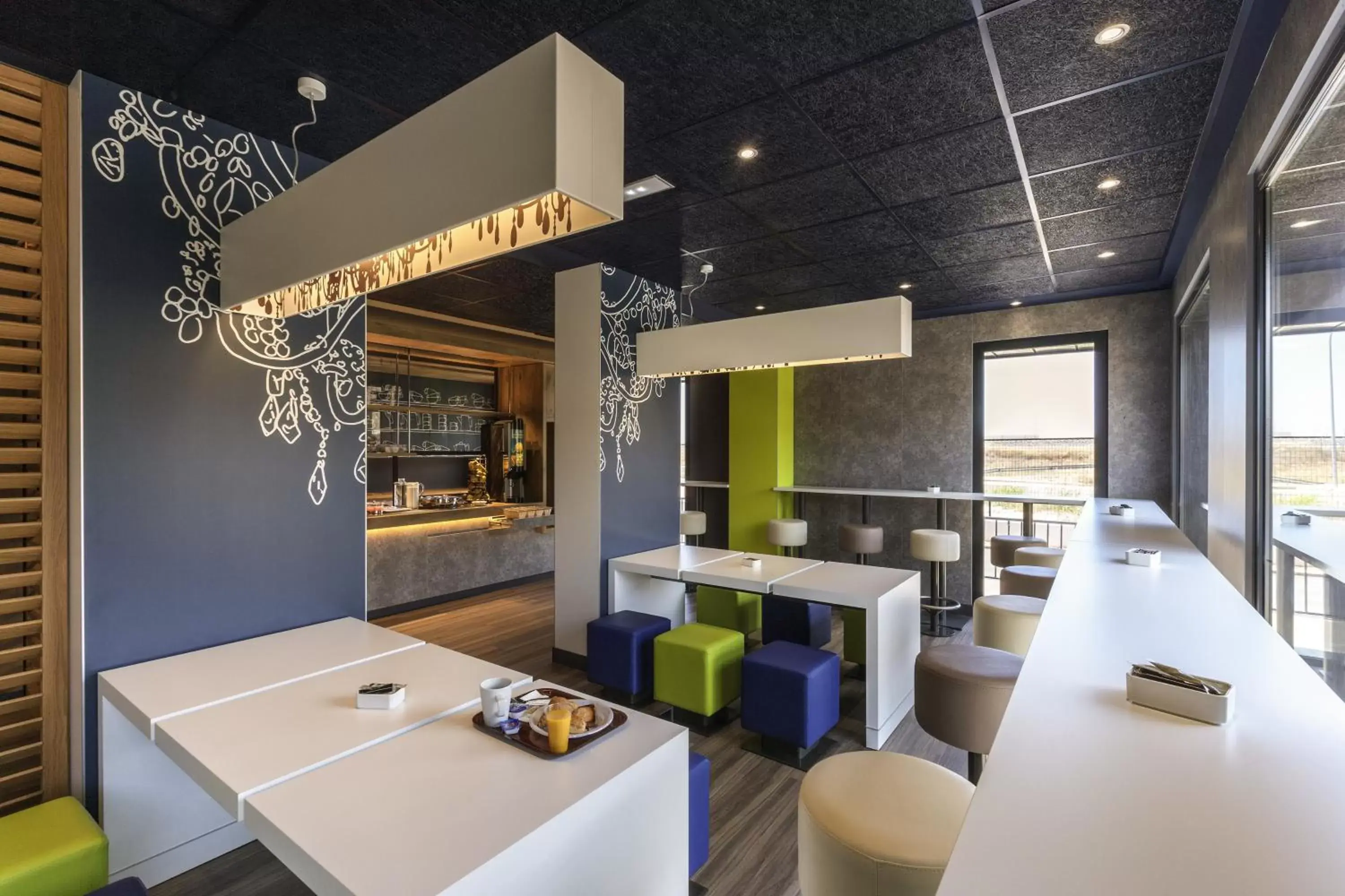 Restaurant/places to eat in Ibis Budget Valencia Alcasser Restaurant/places to eat in Ibis Budget Valencia Alcasser