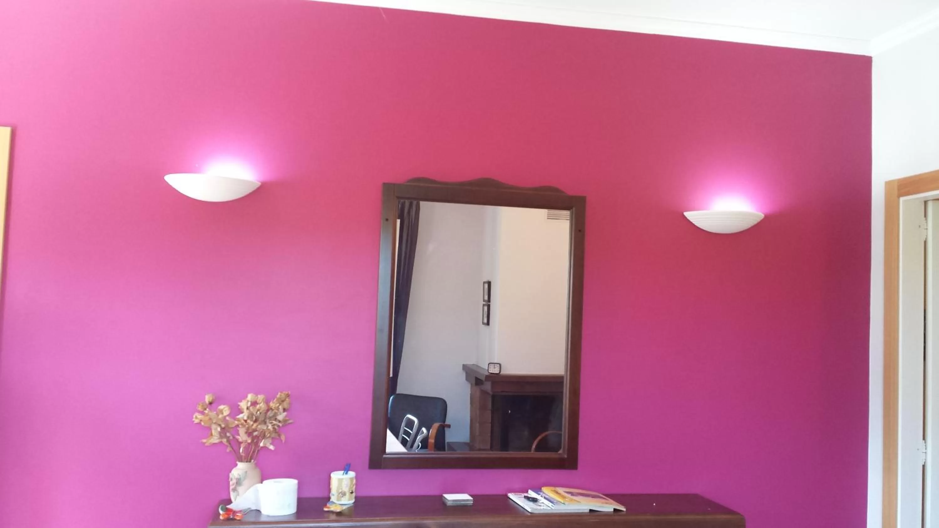 TV/Entertainment Center in B&B Azzurra