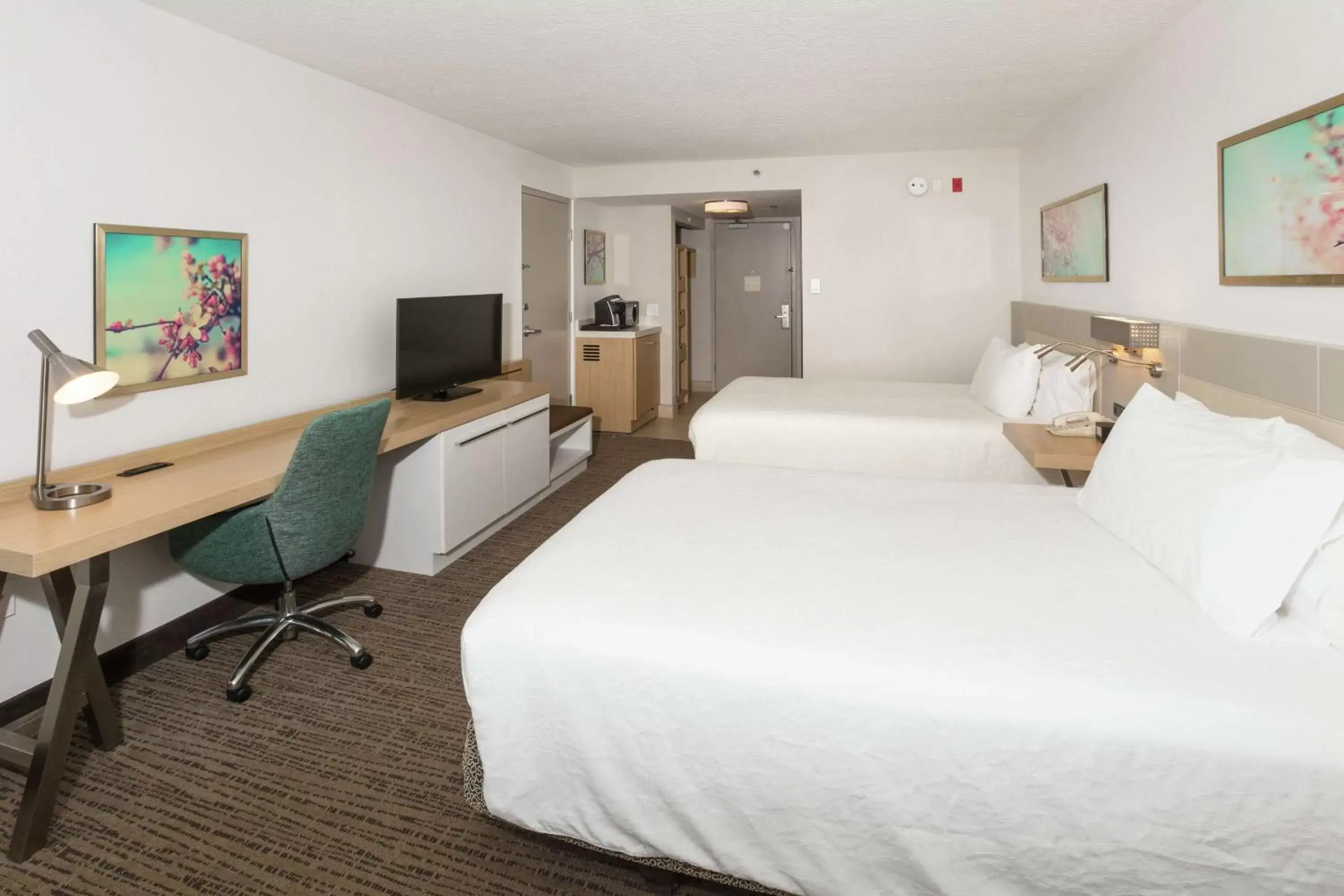 Bedroom in Hilton Garden Inn Saint Augustine Beach