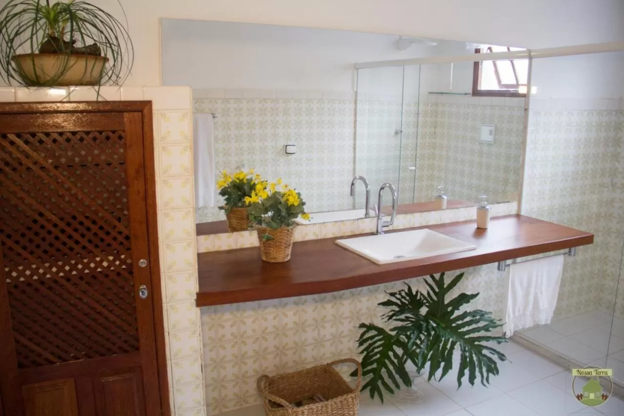Bathroom in Pousada Nossa Terra