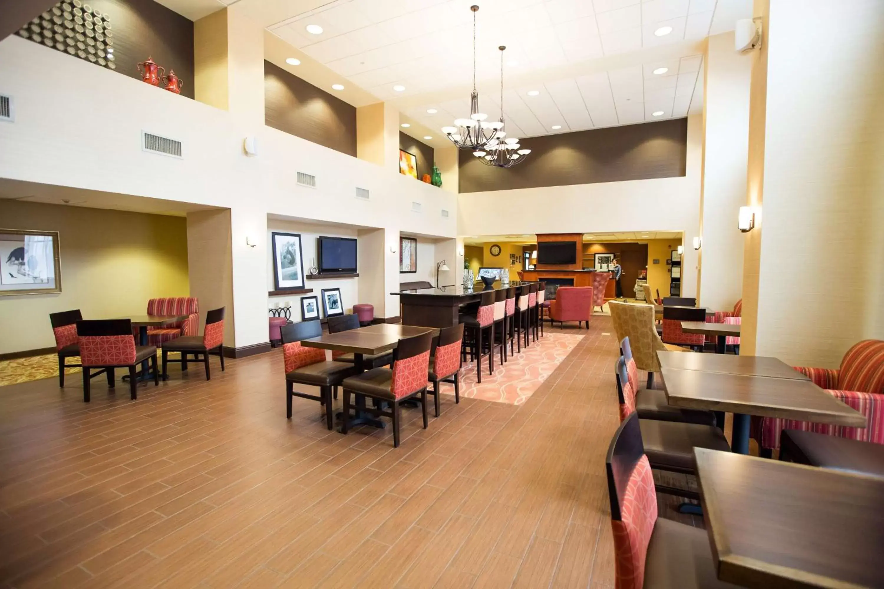 Lobby or reception, Restaurant/Places to Eat in Hampton Inn & Suites Blairsville