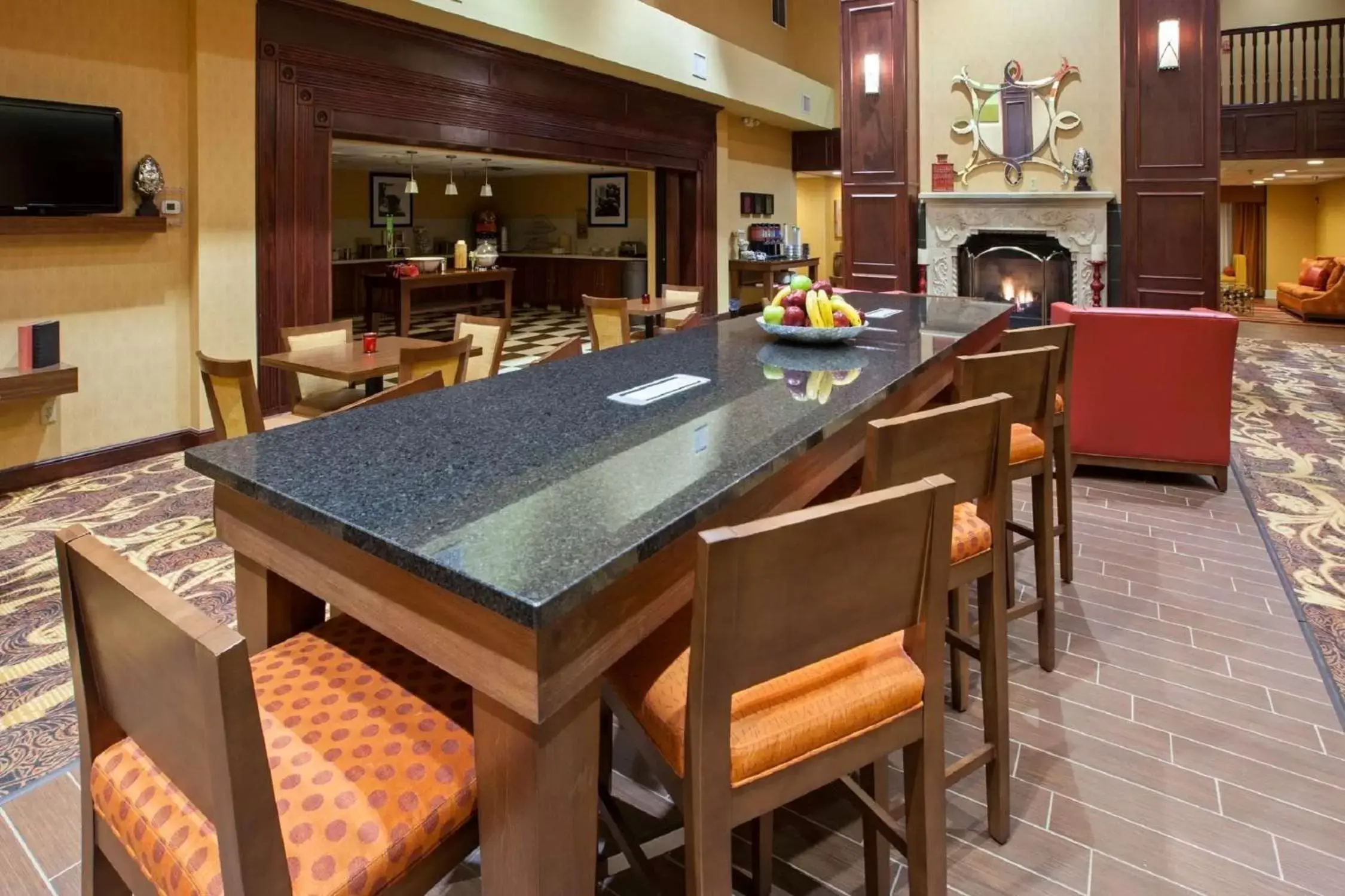 Lobby or reception, Lounge/Bar in Hampton Inn & Suites Cleveland-Southeast-Streetsboro