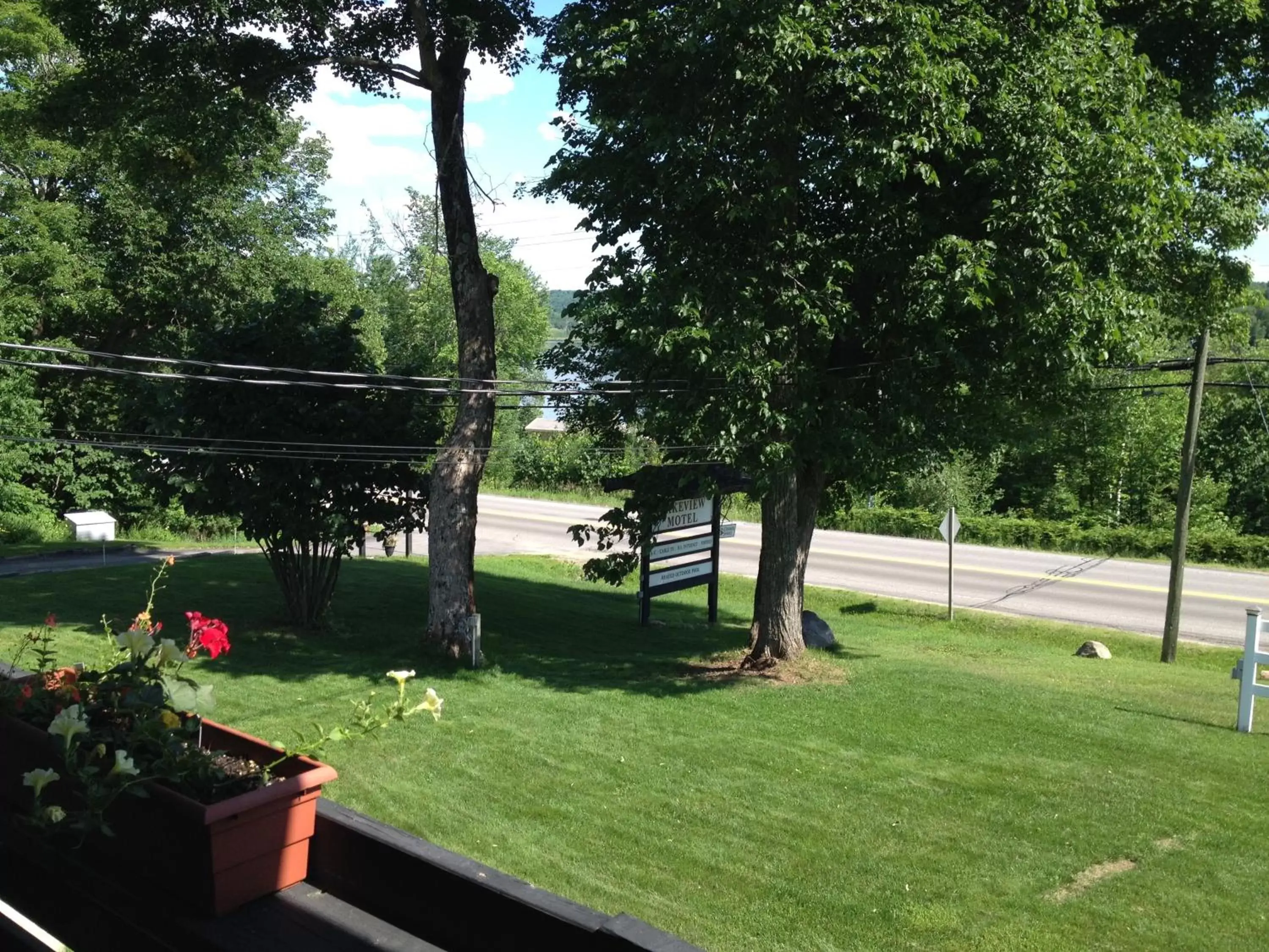 Area and facilities in Lakeview Motel