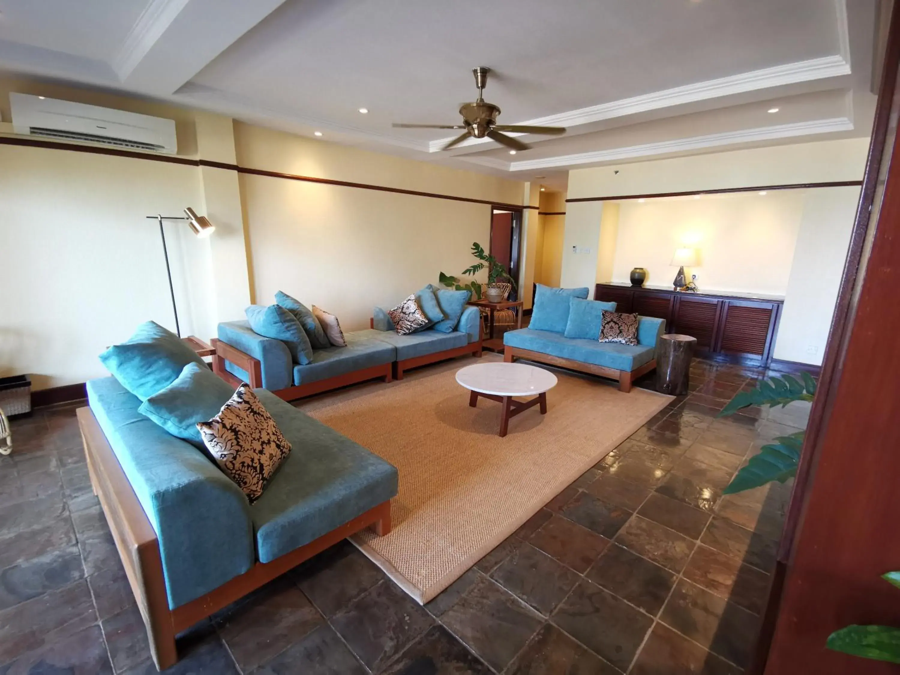 Living room, Seating Area in Palm Beach Resort & Spa