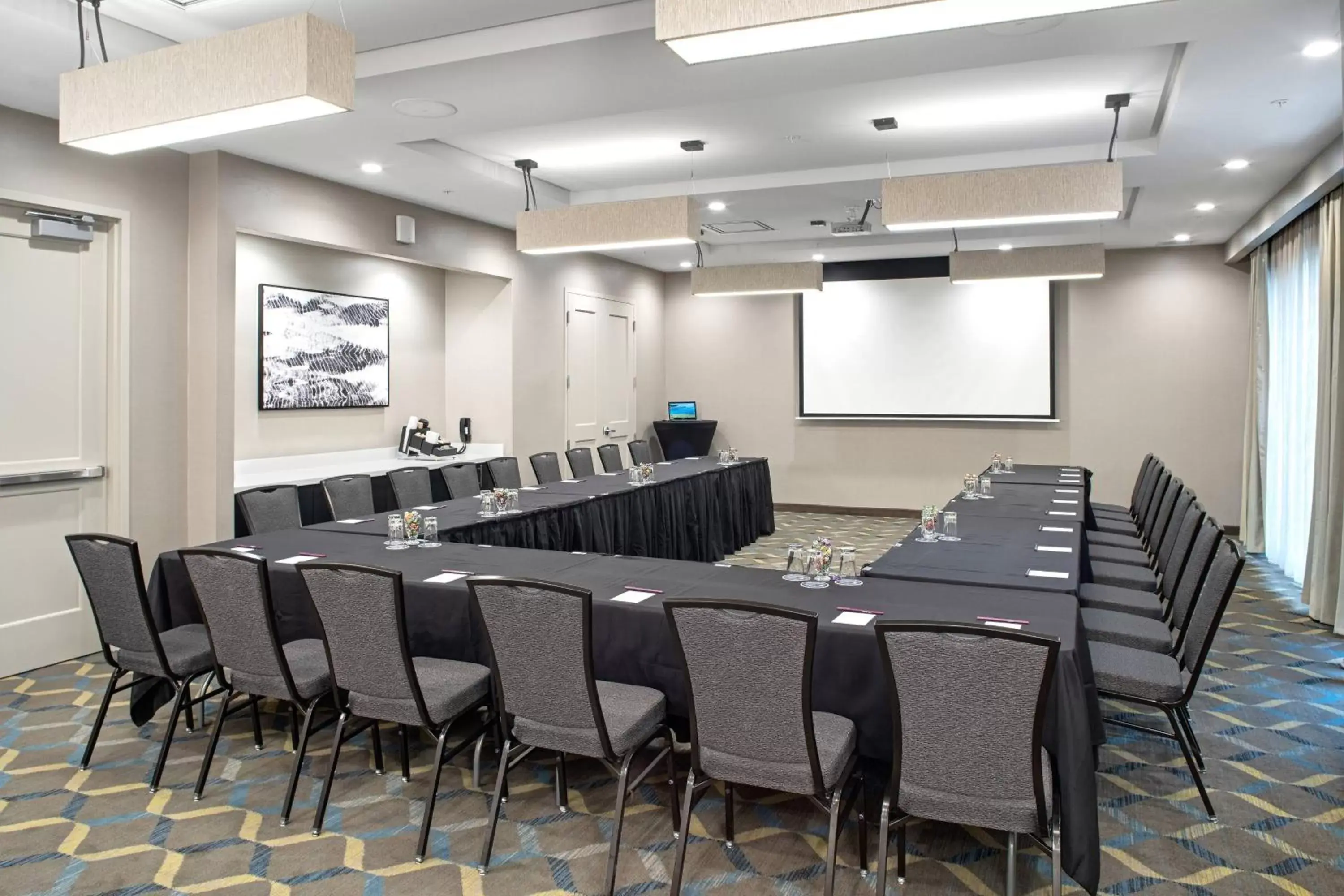 Meeting/conference room in Residence Inn by Marriott Toronto Mississauga West