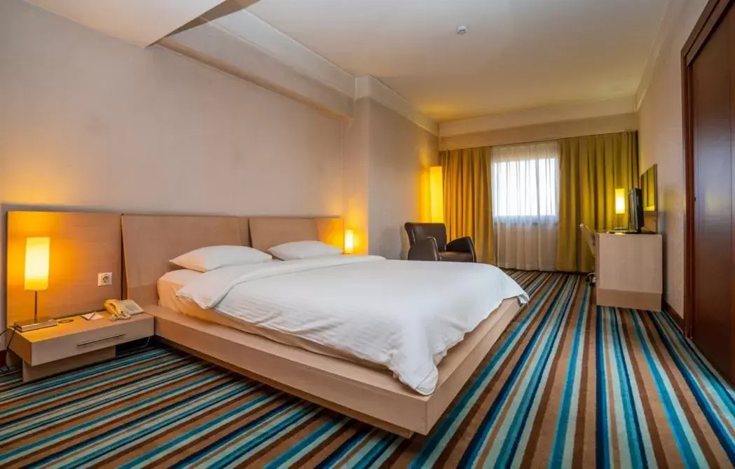 Bed in Anemon Eskisehir Hotel