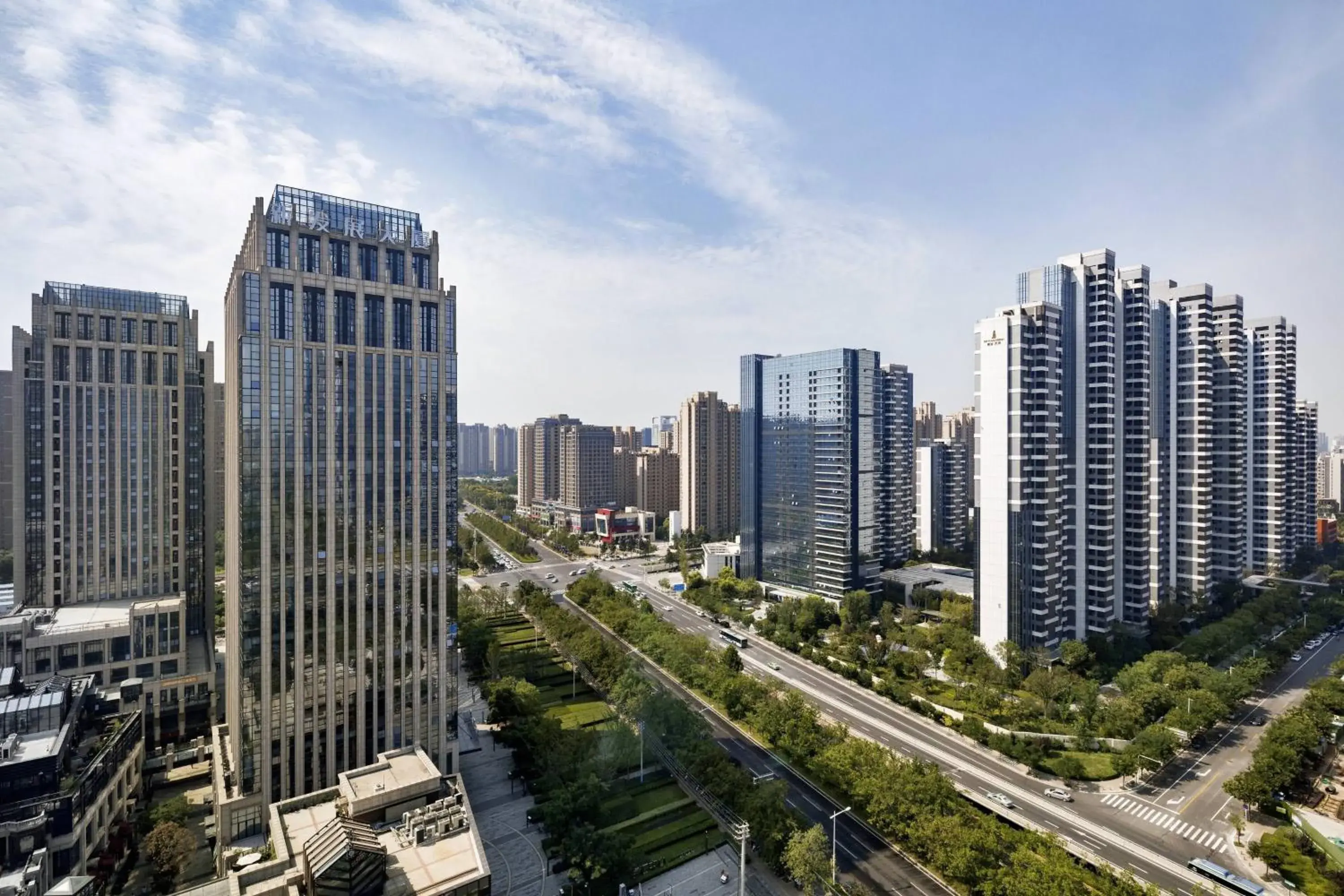 Photo of the whole room in Courtyard by Marriott Zhengzhou East