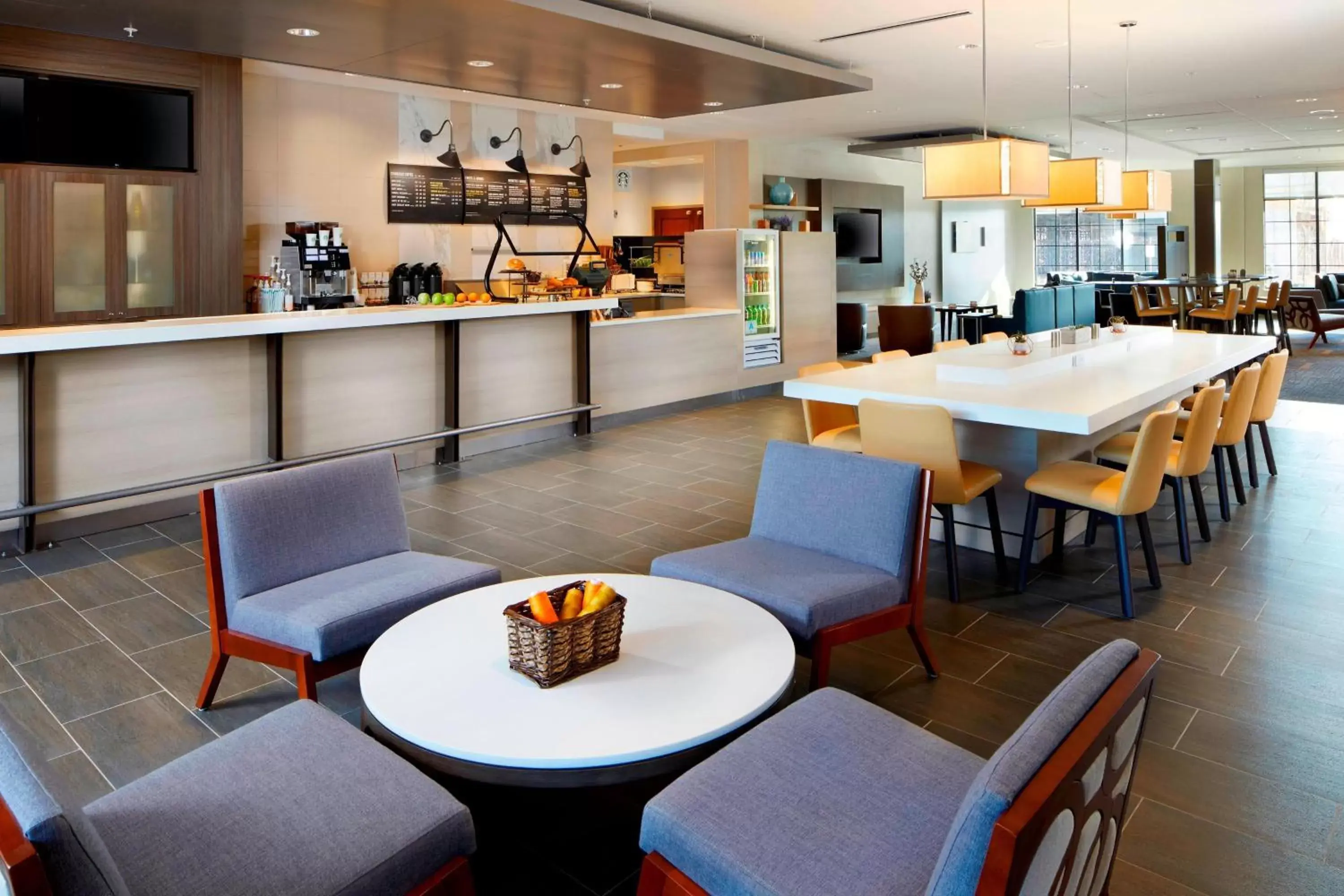 Restaurant/Places to Eat in Courtyard by Marriott Charlotte Fort Mill, SC