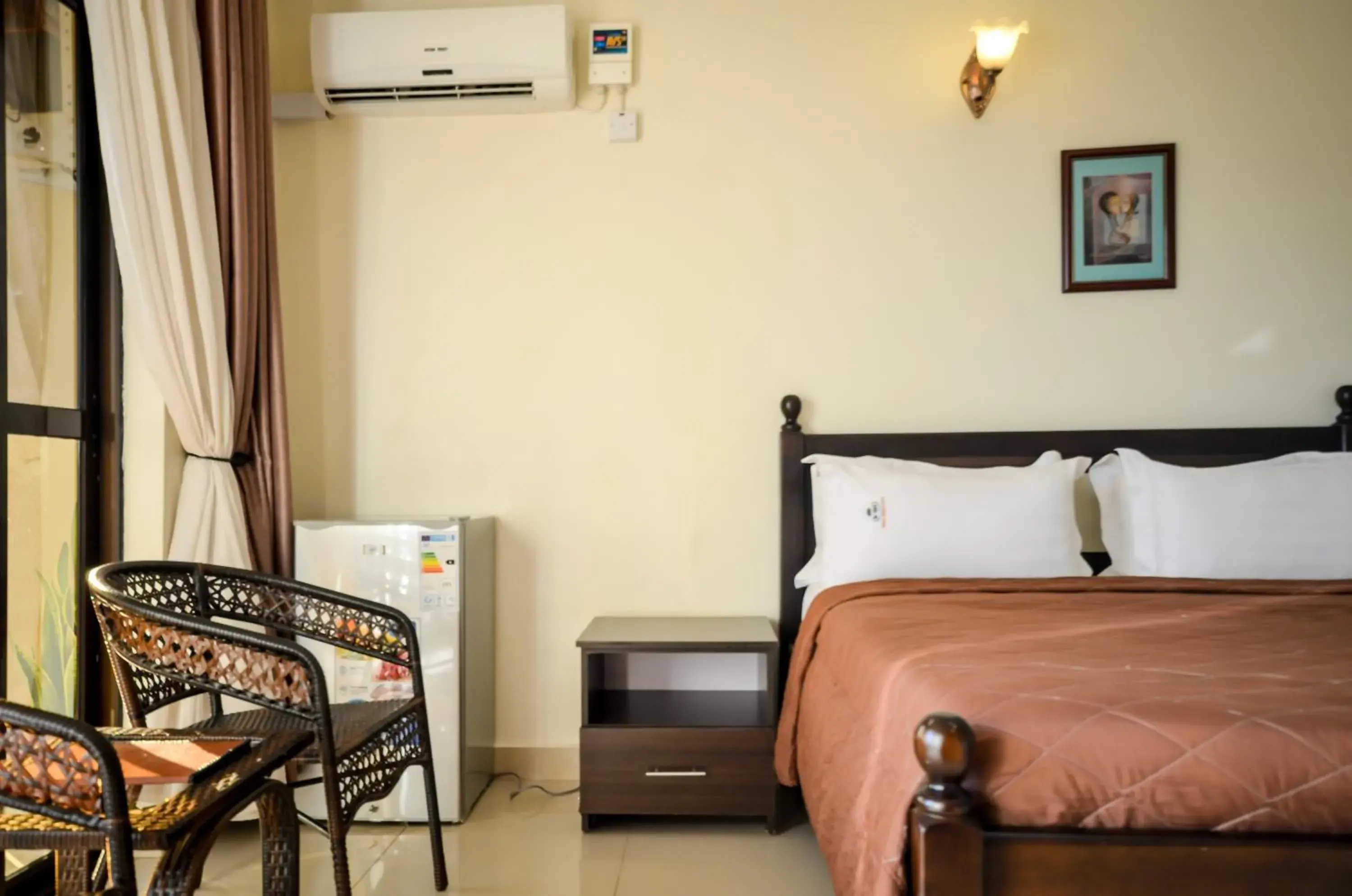 Bedroom, Bed in Marie's Royale Hotel Bedroom, Bed in Marie's Royale Hotel