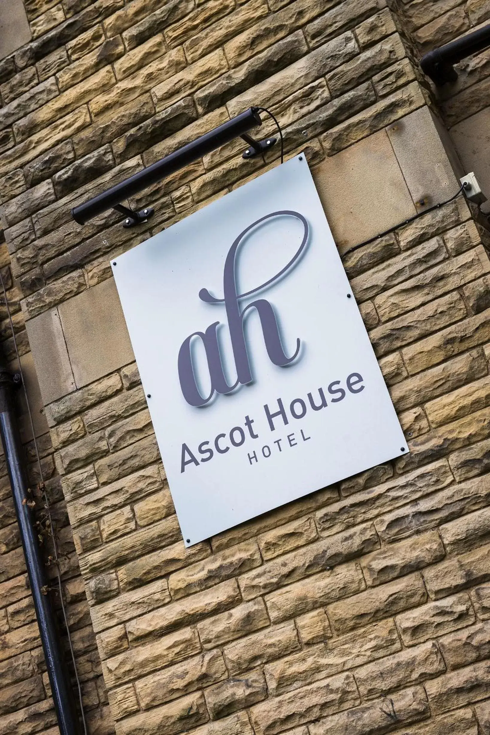Facade/entrance, Property Logo/Sign in Ascot House
