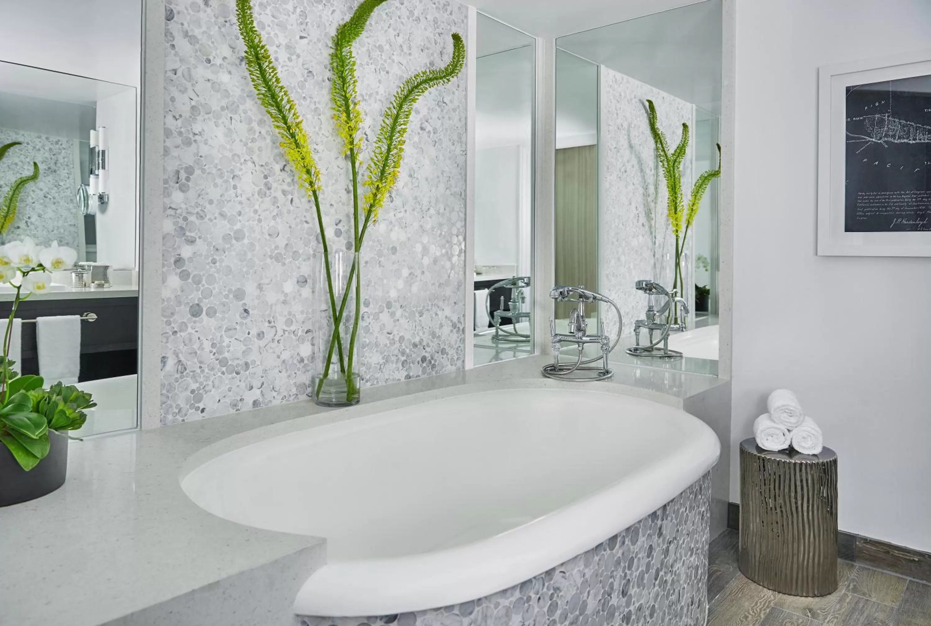 Bathroom in Fairmont Miramar Hotel & Bungalows