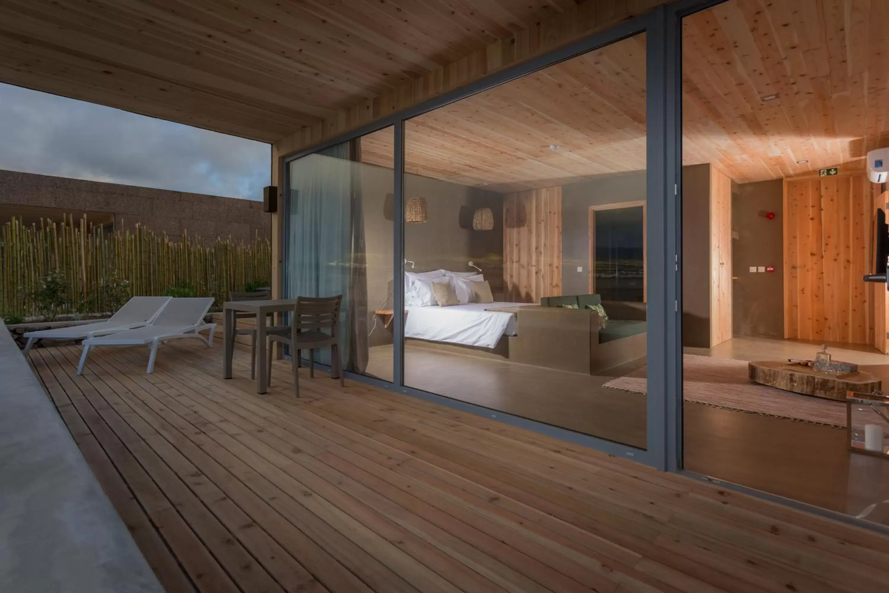 Deluxe Studio with Side Sea View and Private Hot Tub in Santa Barbara Eco-Beach Resort Deluxe Studio with Side Sea View and Private Hot Tub in Santa Barbara Eco-Beach Resort