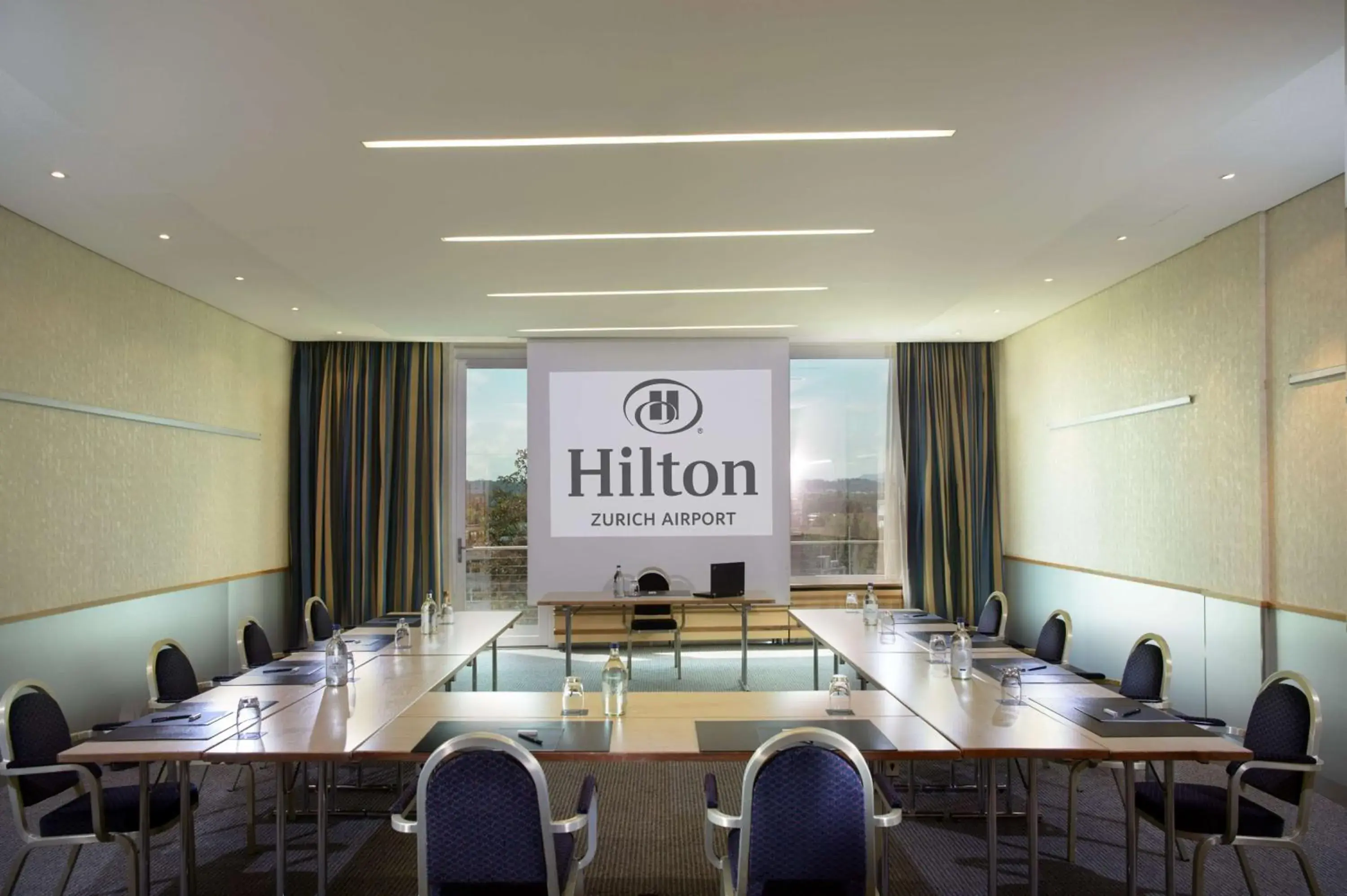 Meeting/conference room in Hilton Zurich Airport