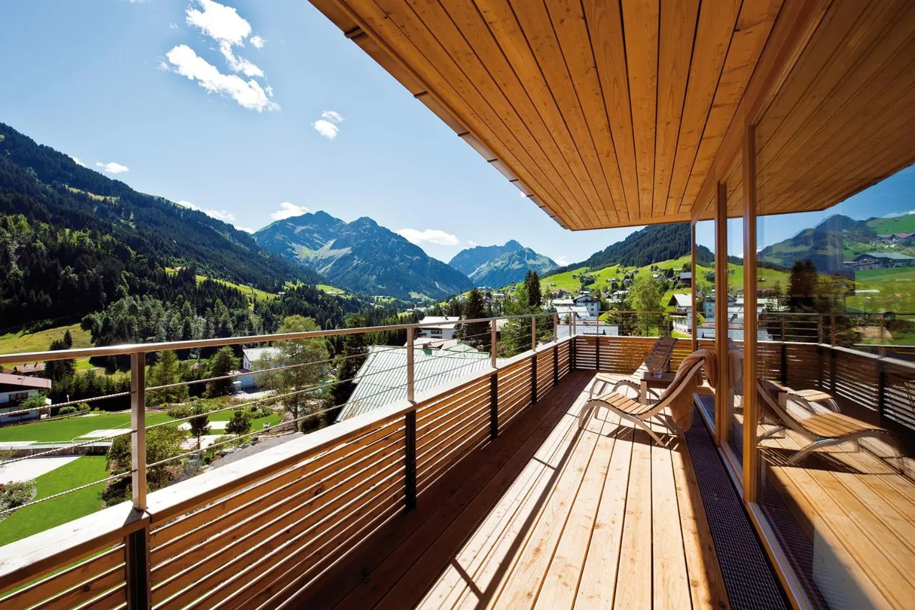 Mountain view, Balcony/Terrace in Travel Charme Ifen Hotel Kleinwalsertal