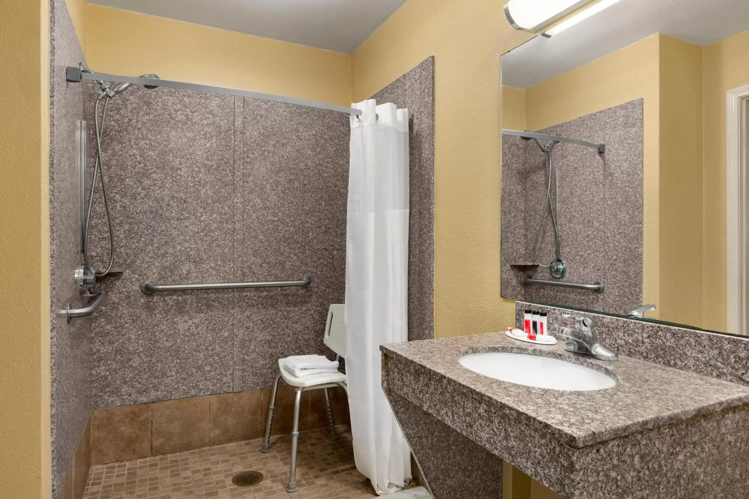 Shower, Bathroom in Days Inn by Wyndham Weldon Roanoke Rapids