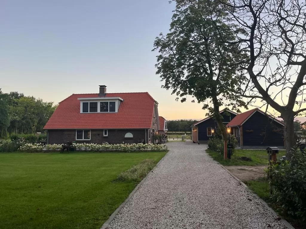 Property Building in Bed & Breakfast Hoeve Happiness