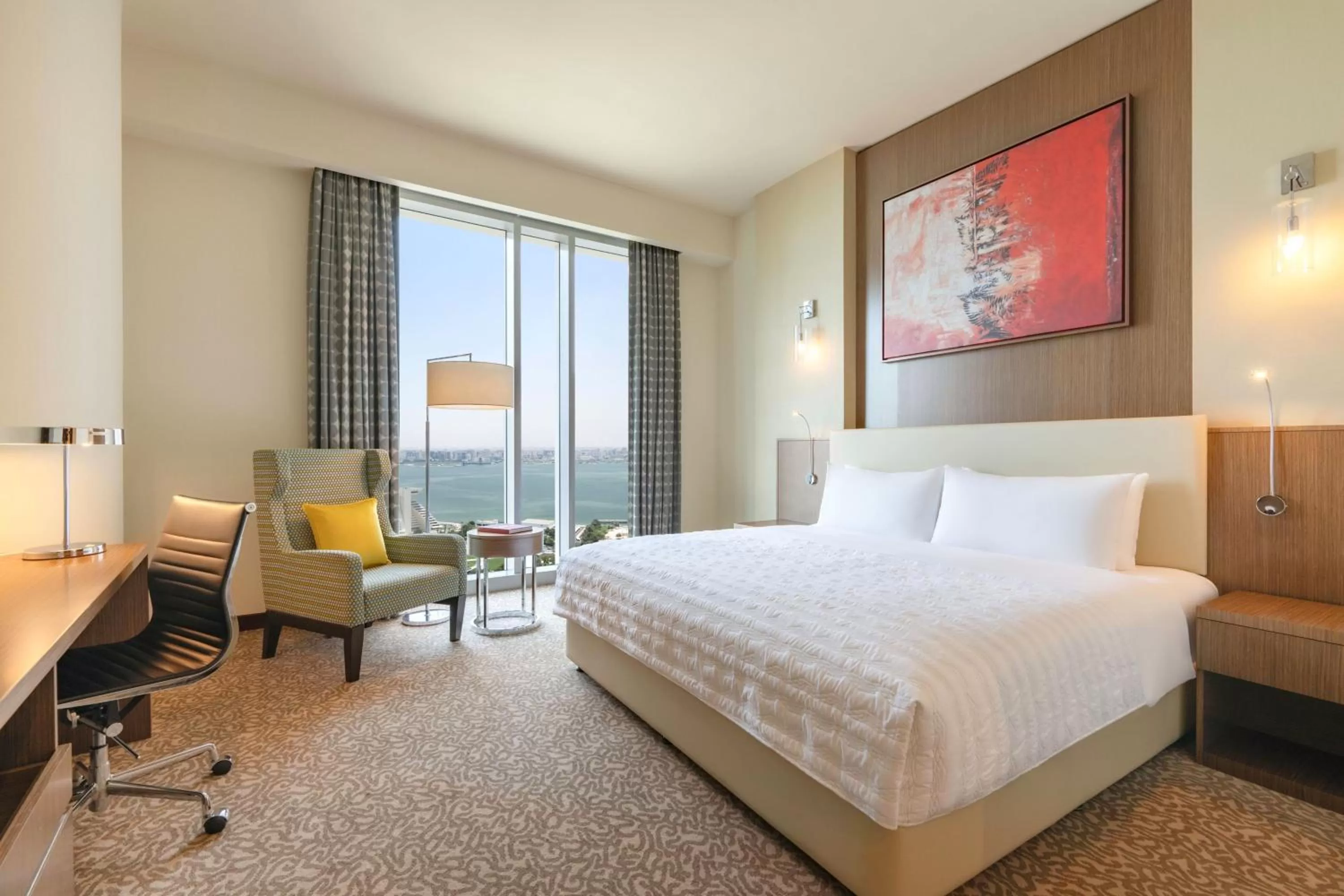 Photo of the whole room, Bed in Le Meridien City Center Doha