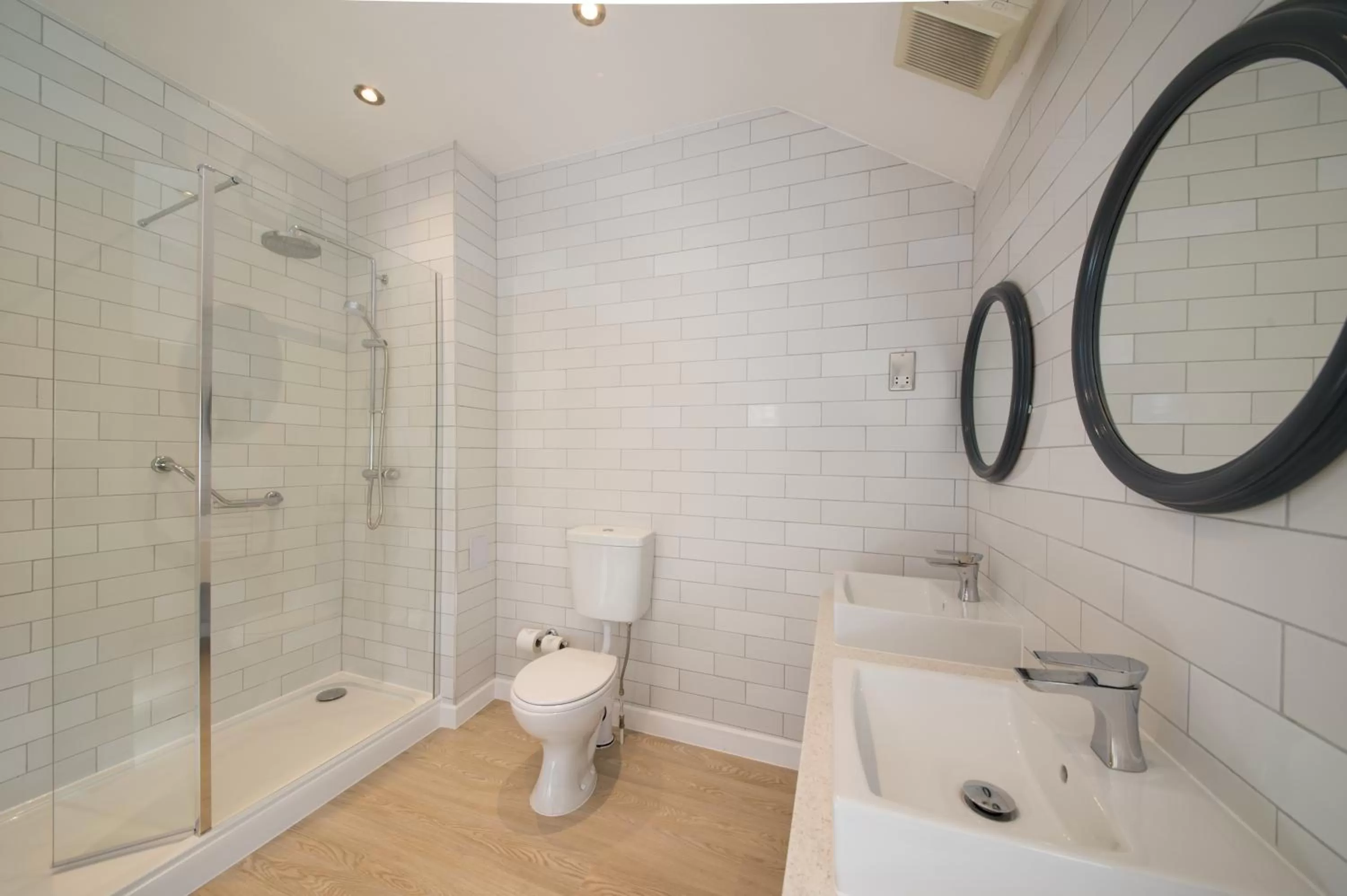 Bathroom in The Calverley Arms by Innkeeper's Collection