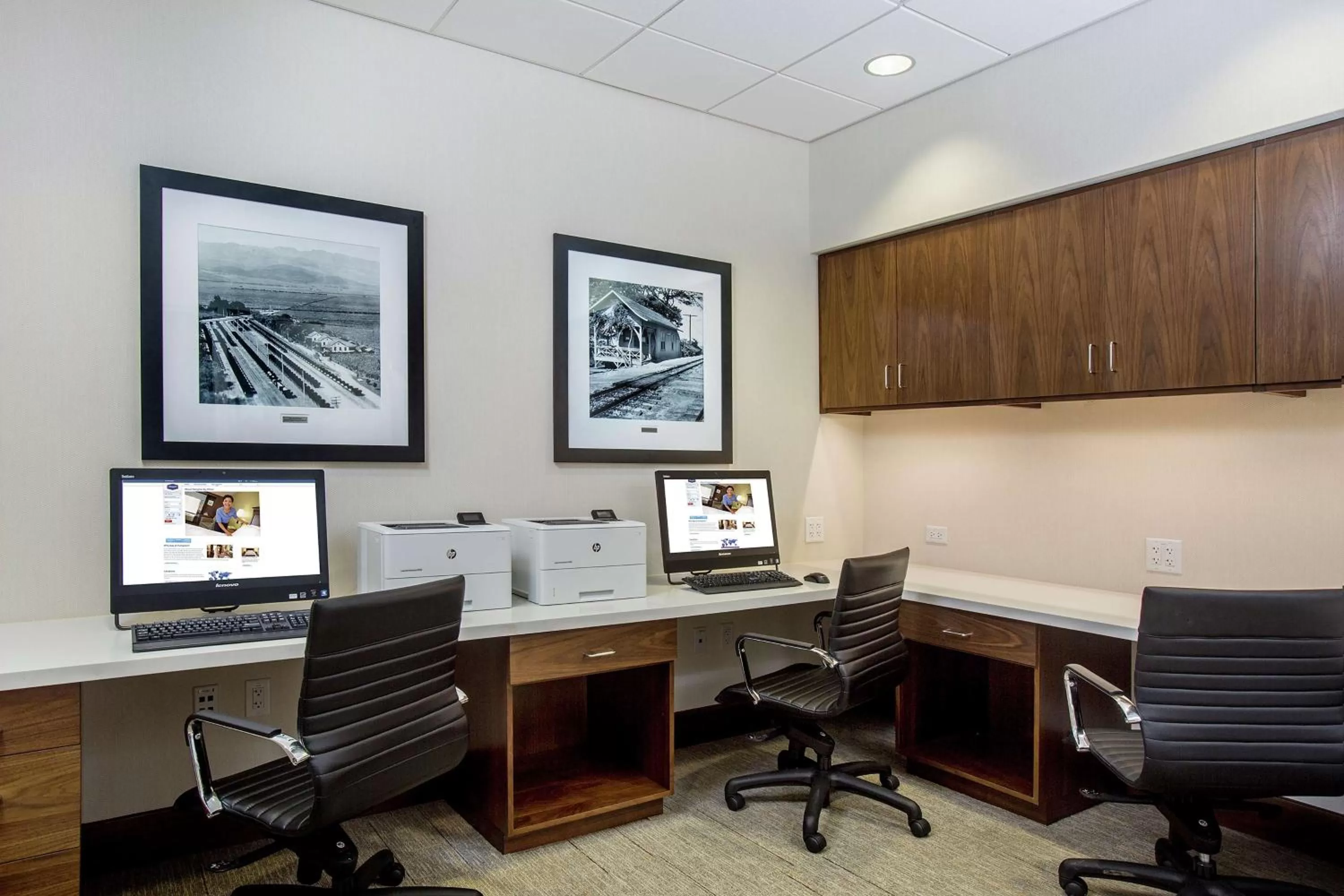 Business facilities in Hampton Inn & Suites Oahu Kapolei - FREE Parking - No Resort Fee