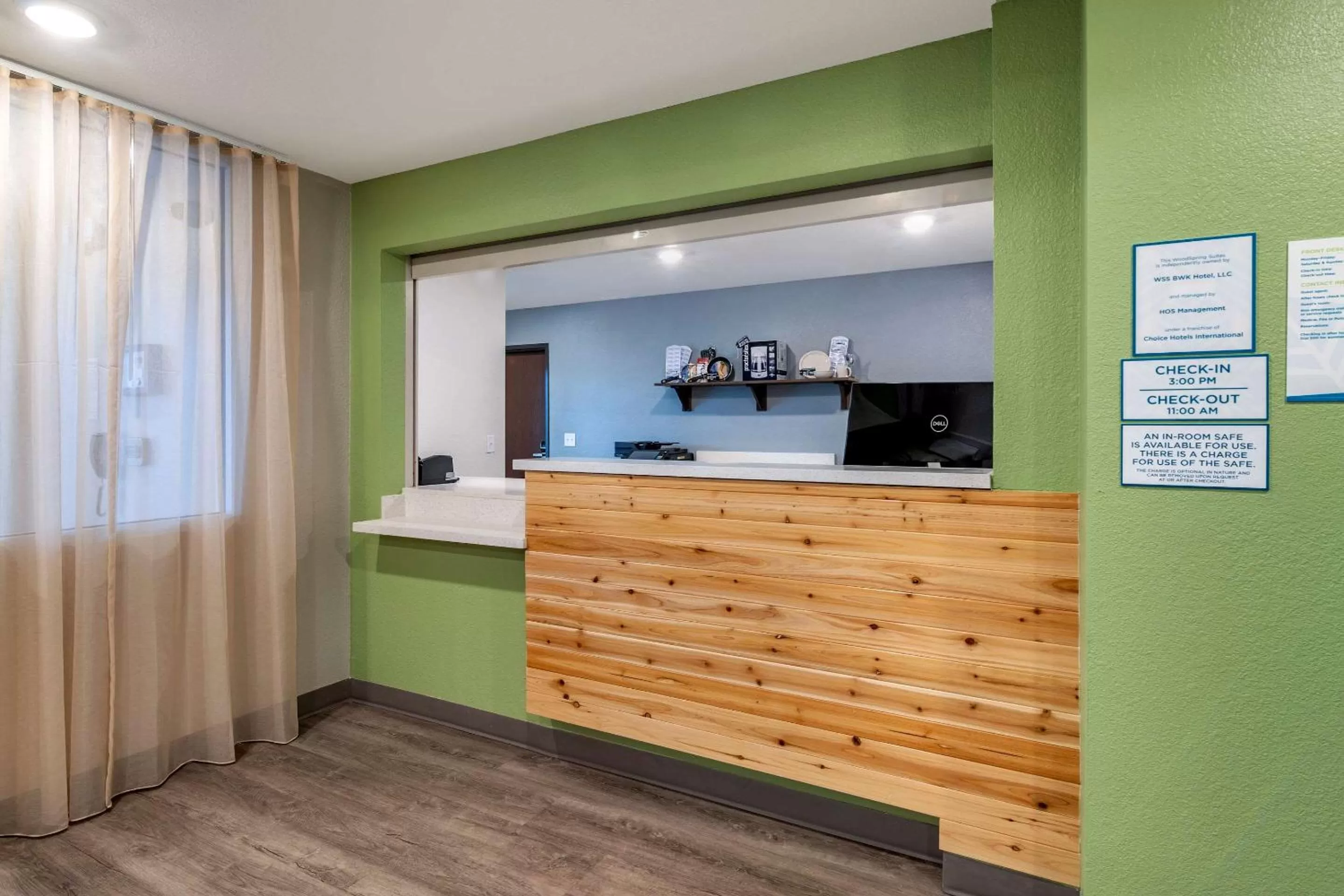 Lobby or reception in WoodSpring Suites Brunswick