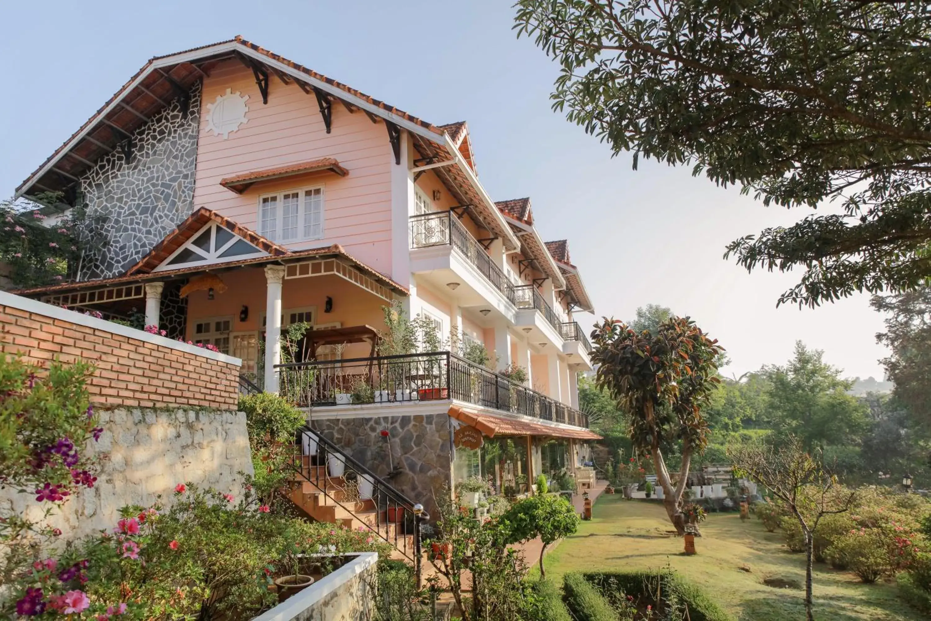 Property Building in Dalat Terrasse Des Roses Villa