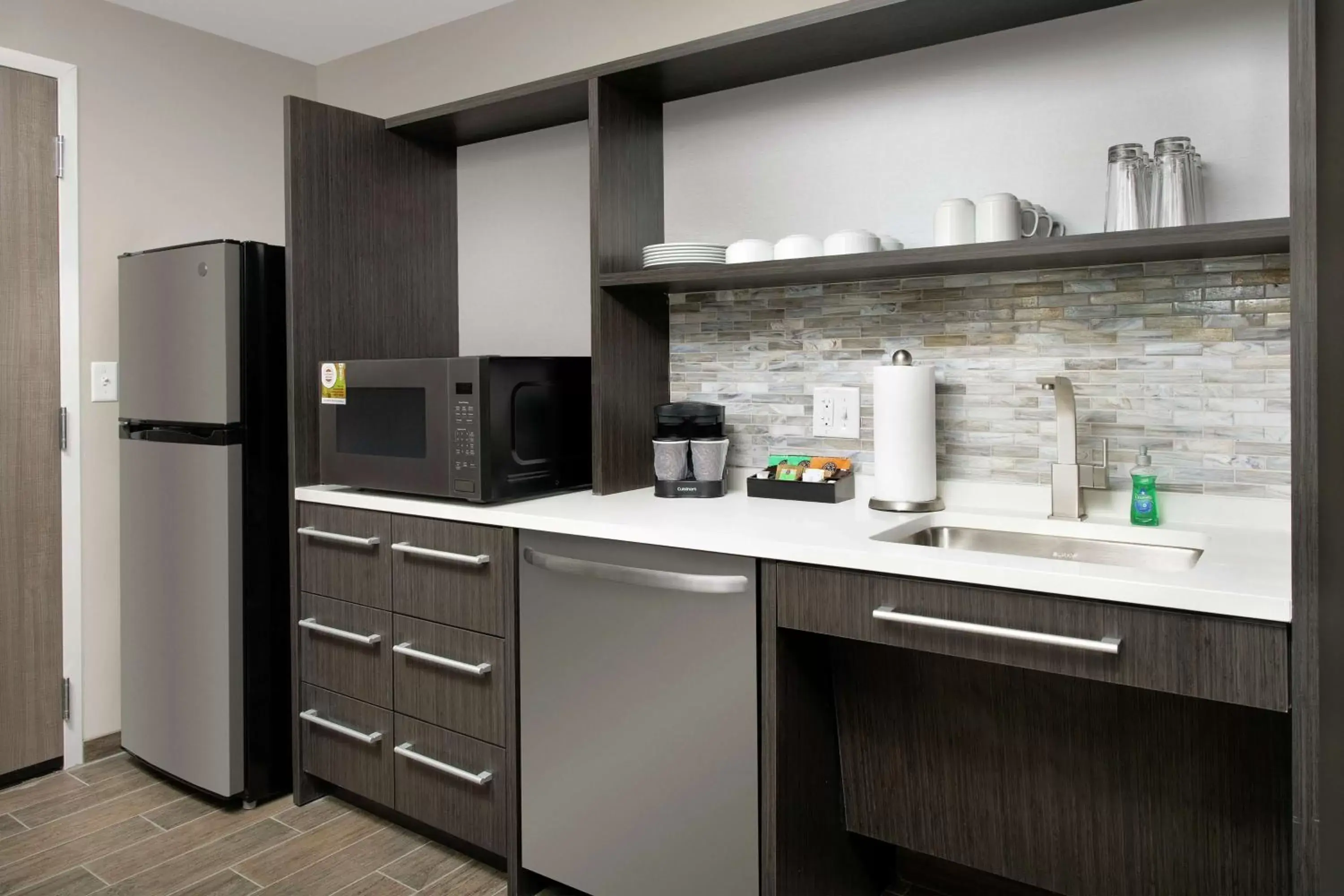 Kitchen or kitchenette, Kitchen/Kitchenette in Home2 Suites By Hilton Charlottesville Downtown