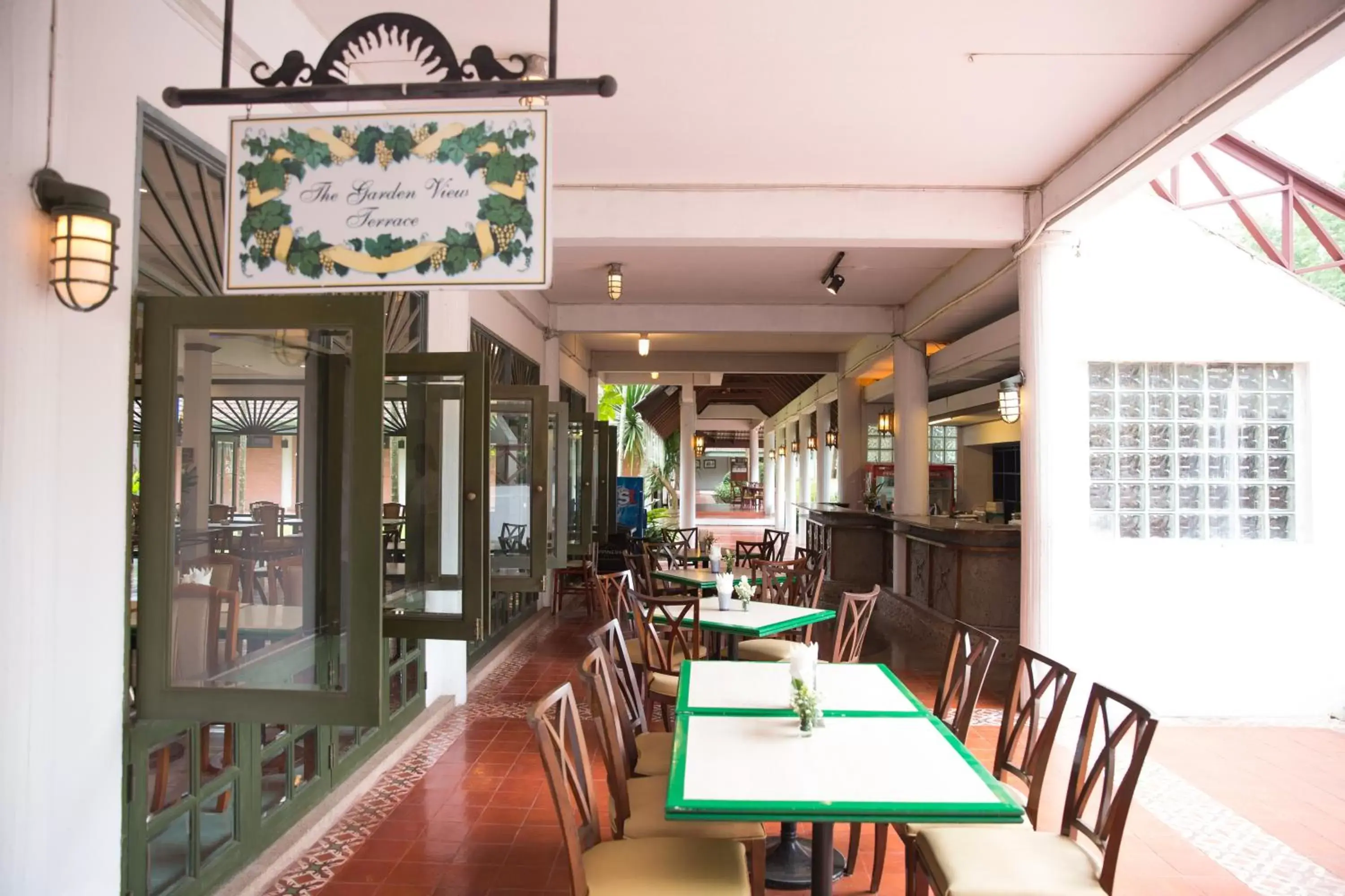 Dining area in The Imperial Chiang Mai Resort & Sports Club