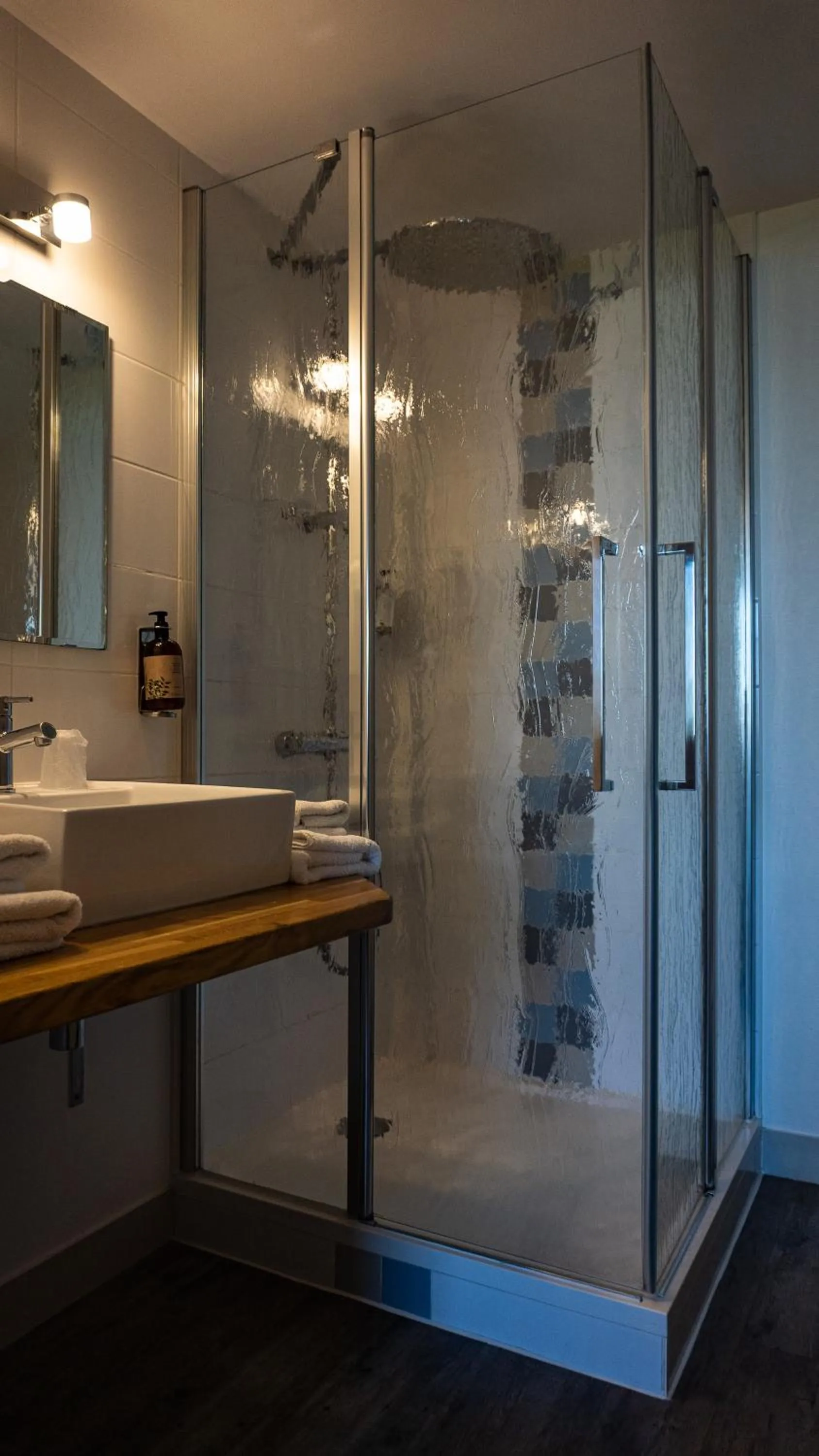 Bathroom in Hôtel Vauban