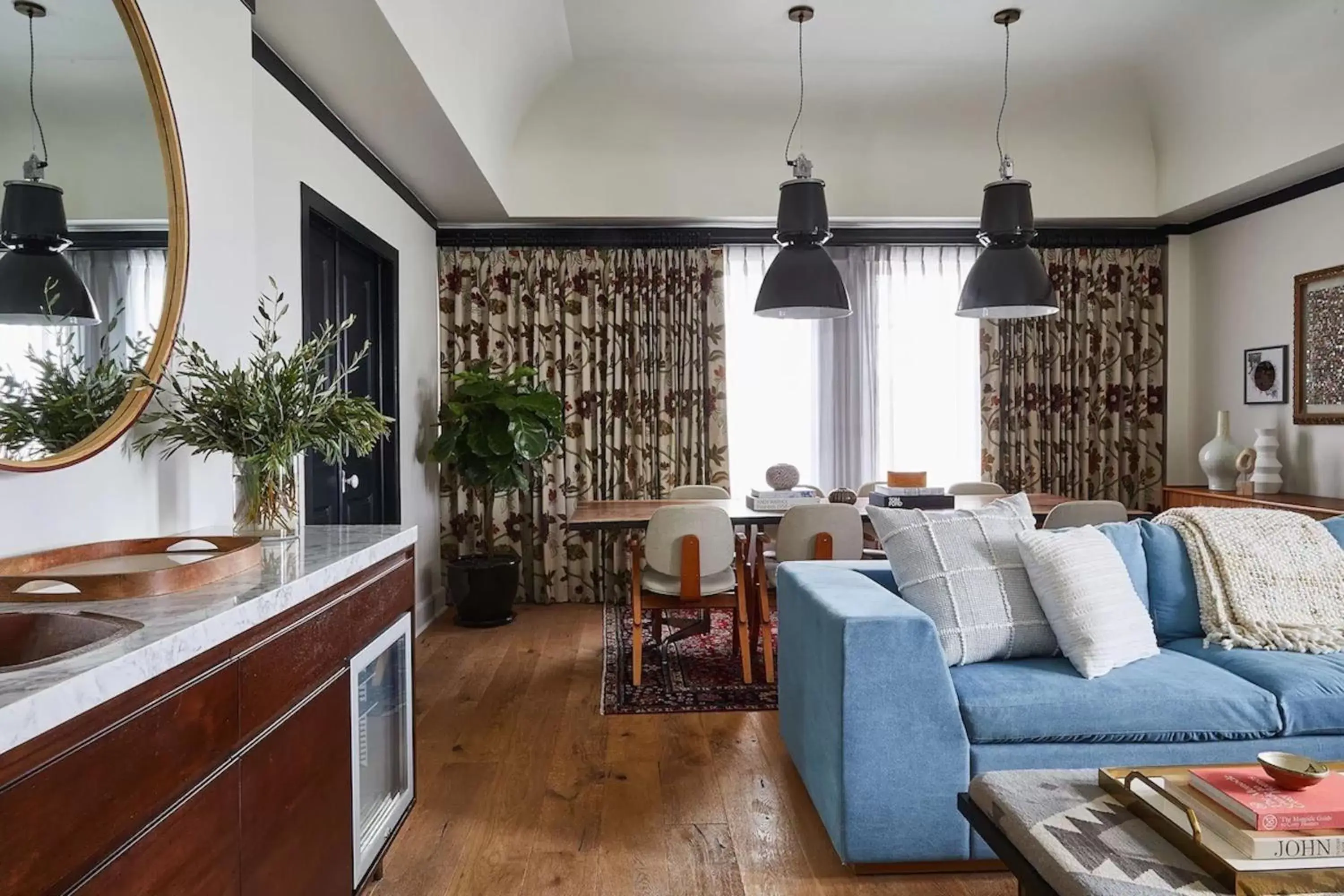 King Suite in Hotel Revival Baltimore King Suite in Hotel Revival Baltimore