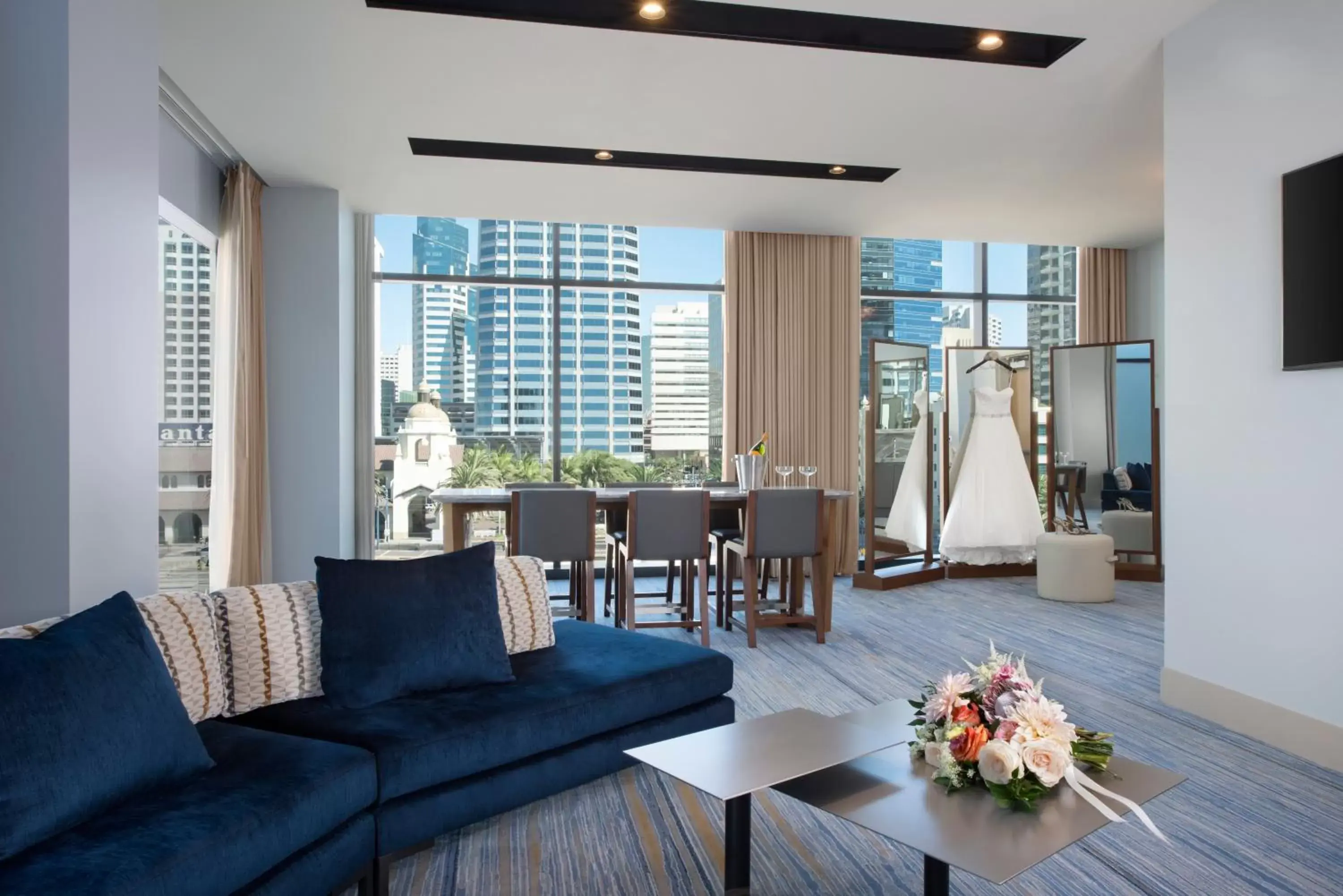 Lobby or reception, Seating Area in InterContinental San Diego, an IHG Hotel