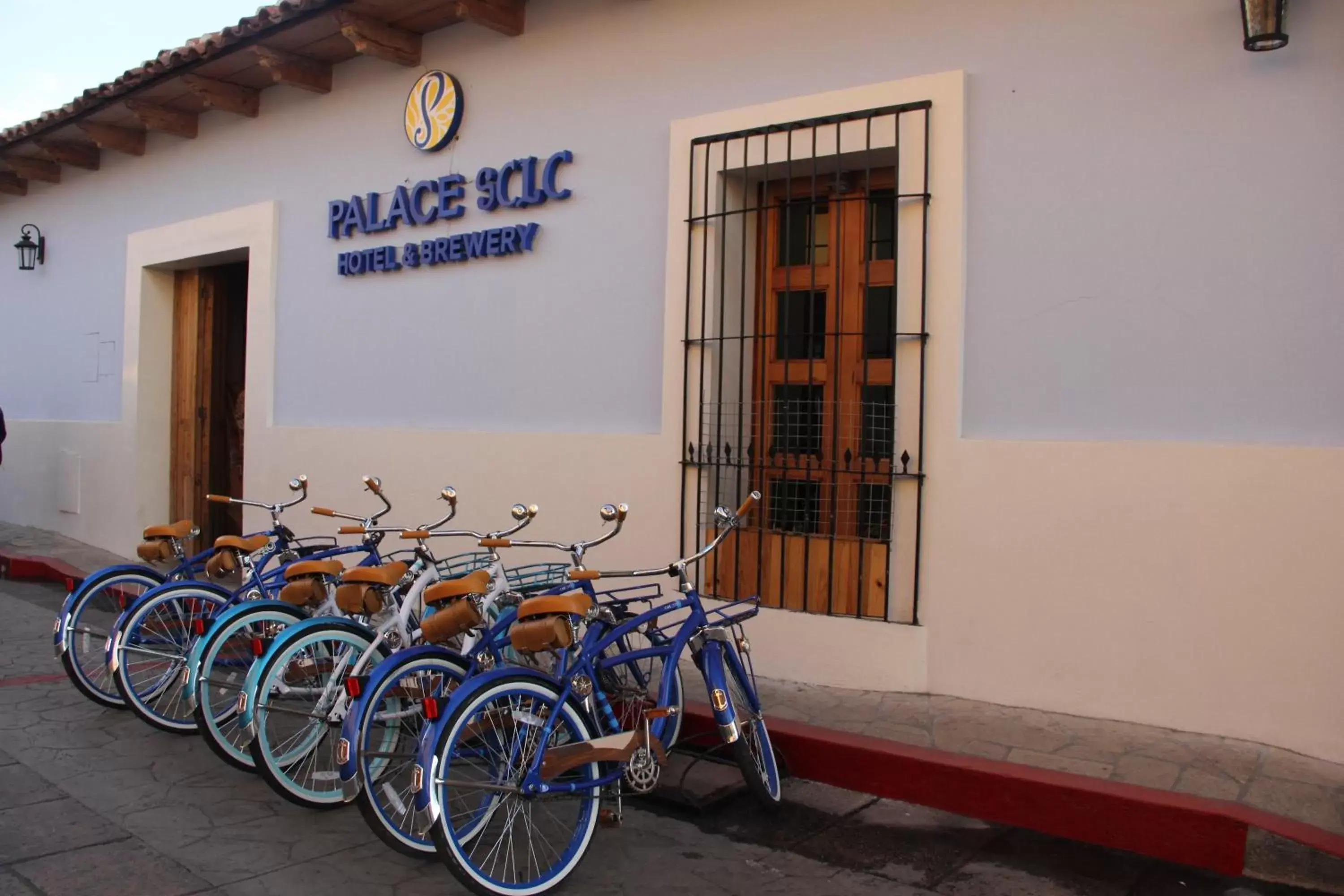 Cycling in Hotel Palace Inn SCLC