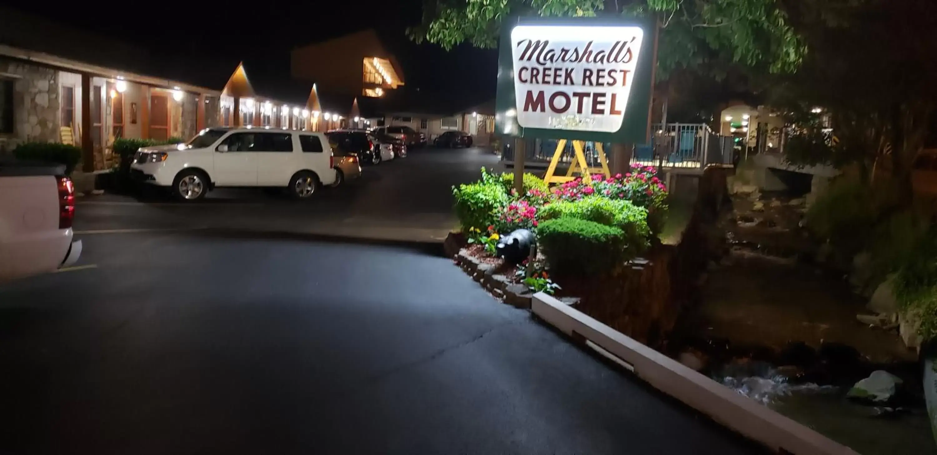 Marshall's Creek Rest Motel