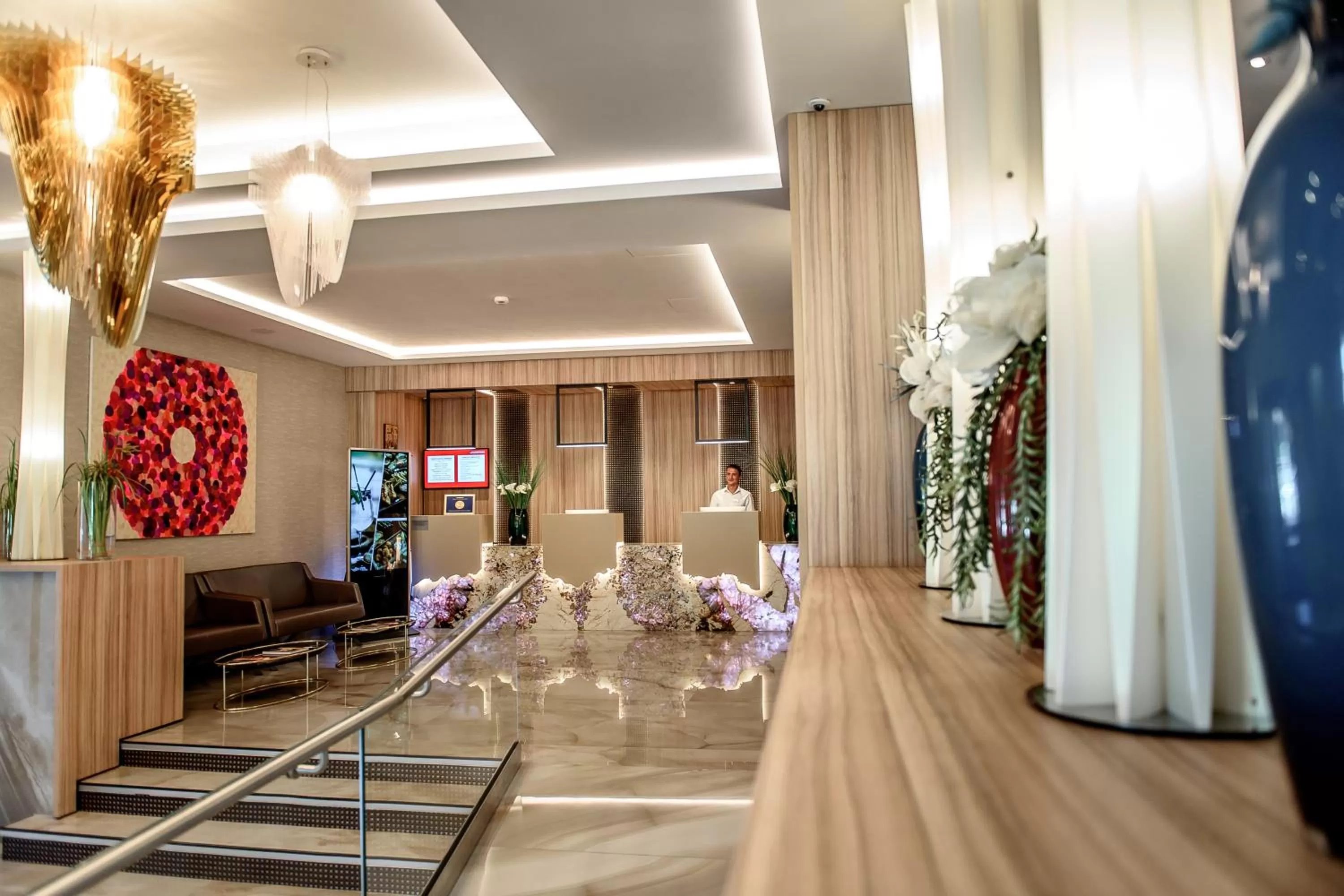 Lobby or reception in Ramada by Wyndham Ramnicu Valcea