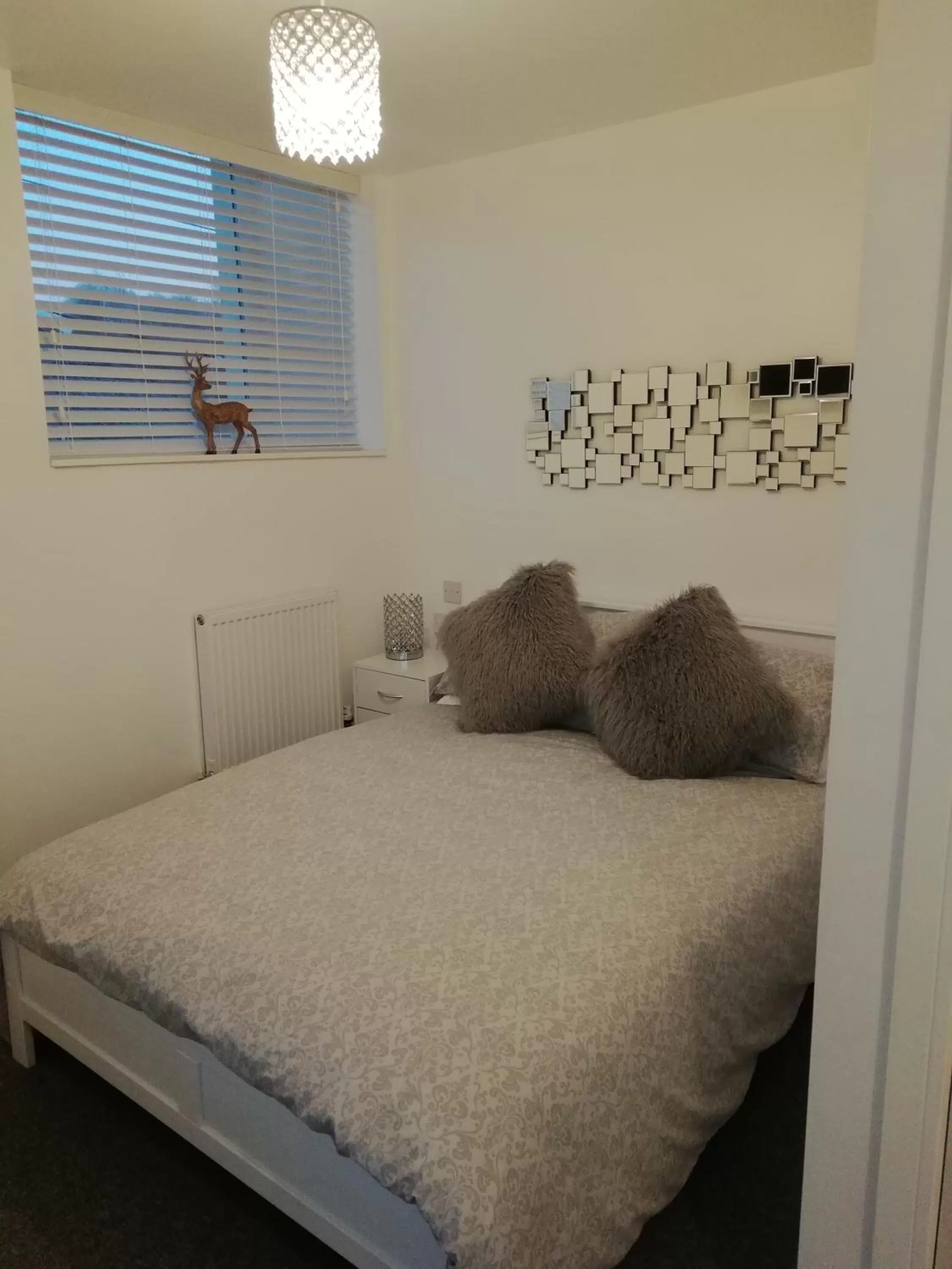 Bed in The Antelope Hotel