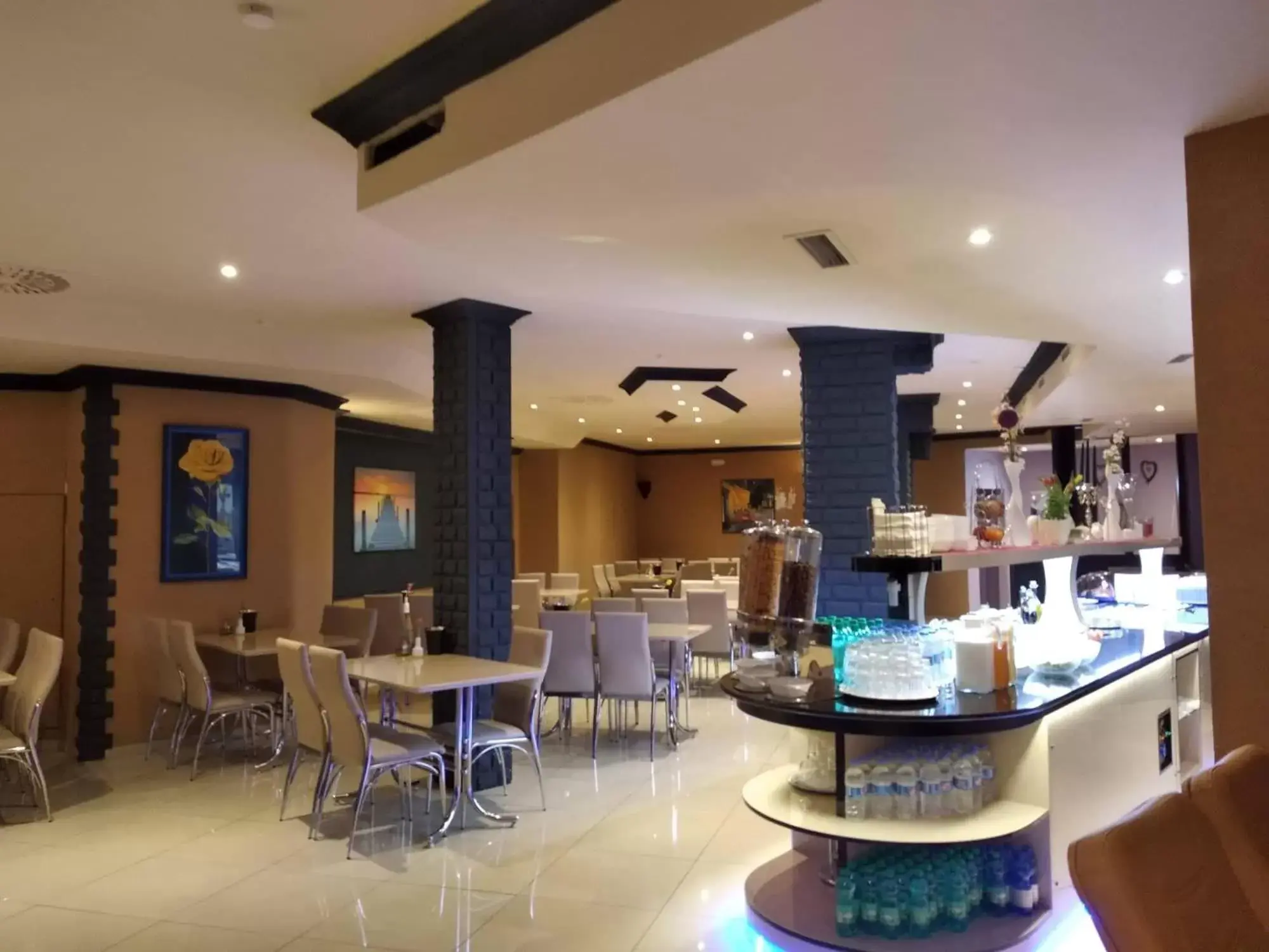 Restaurant/Places to Eat in M&A Cityhotel Hildesheim