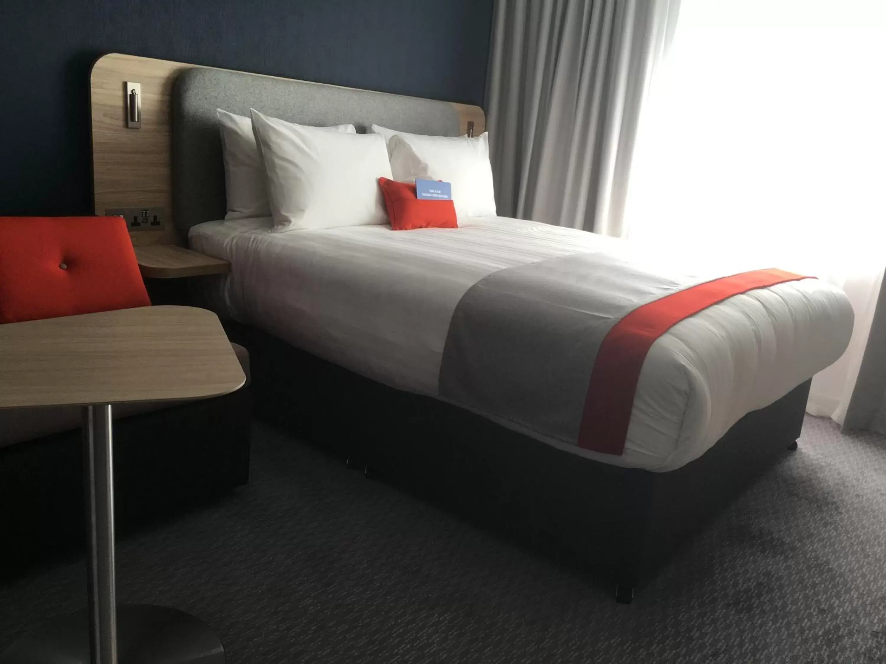Double Room with Optional Sofa Bed in Holiday Inn Express St. Albans - M25, Jct.22 Double Room with Optional Sofa Bed in Holiday Inn Express St. Albans - M25, Jct.22