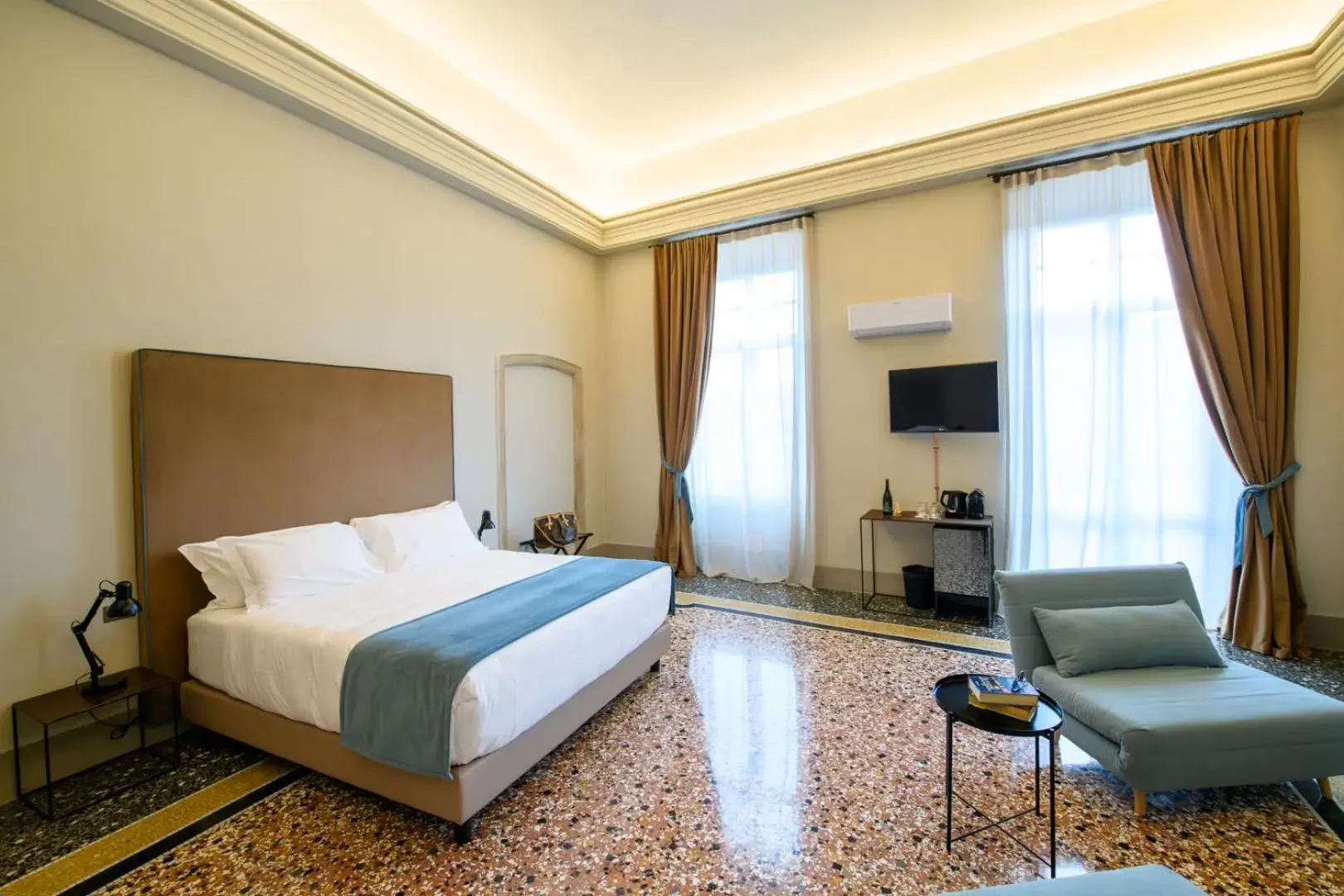 Bed in Palazzo Sertorio Suites