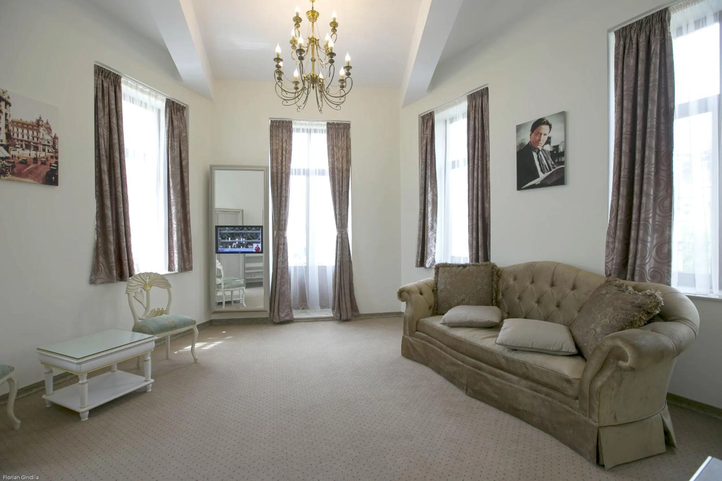 Living room in Euro Hotel Grivita