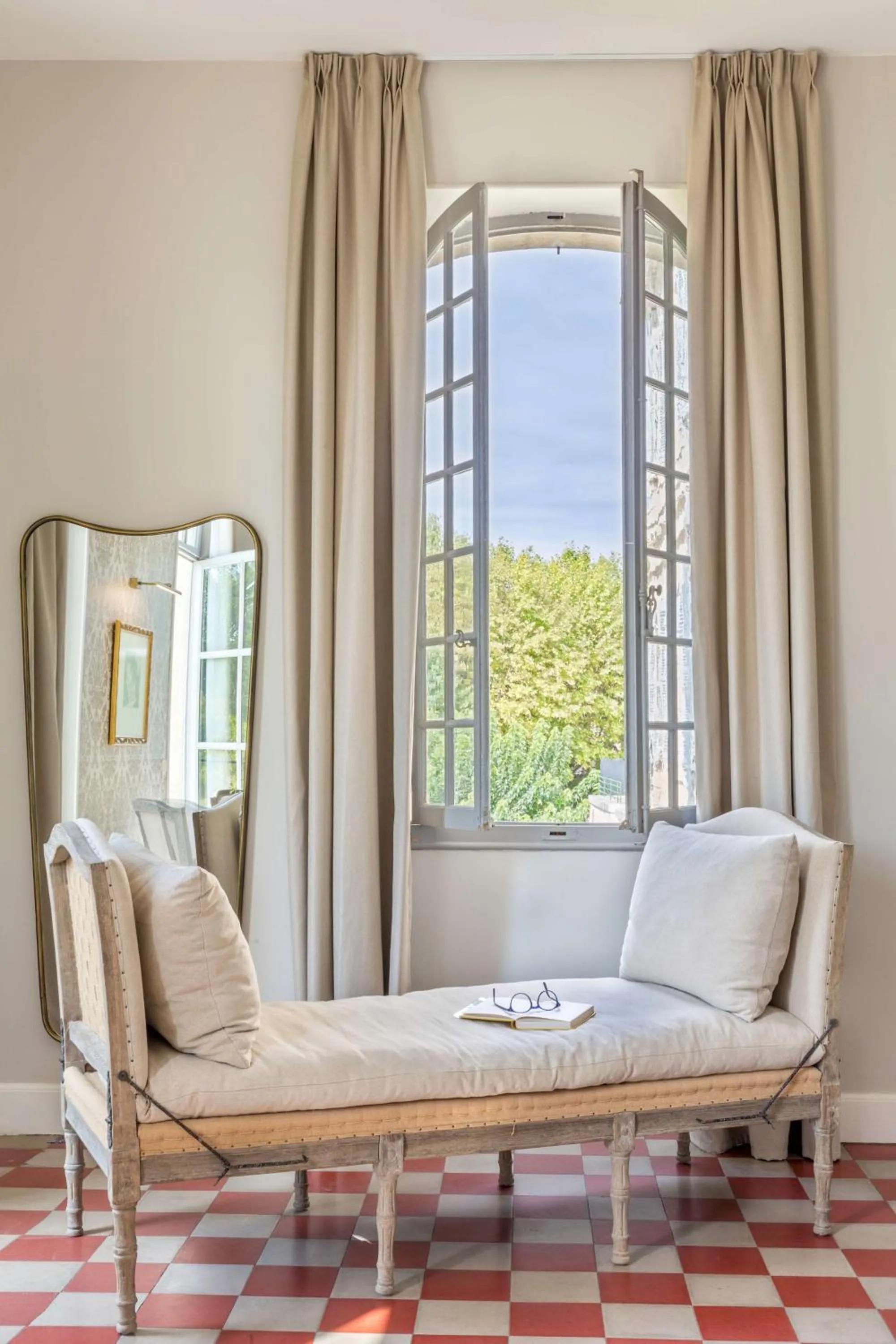 Property building in Château de Mazan, BW Premier Collection by Best Western