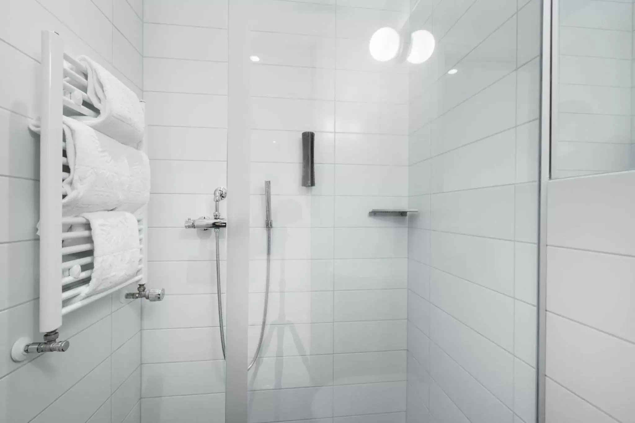 Shower, Bathroom in Reykjavik Lights Hotel by Keahotels