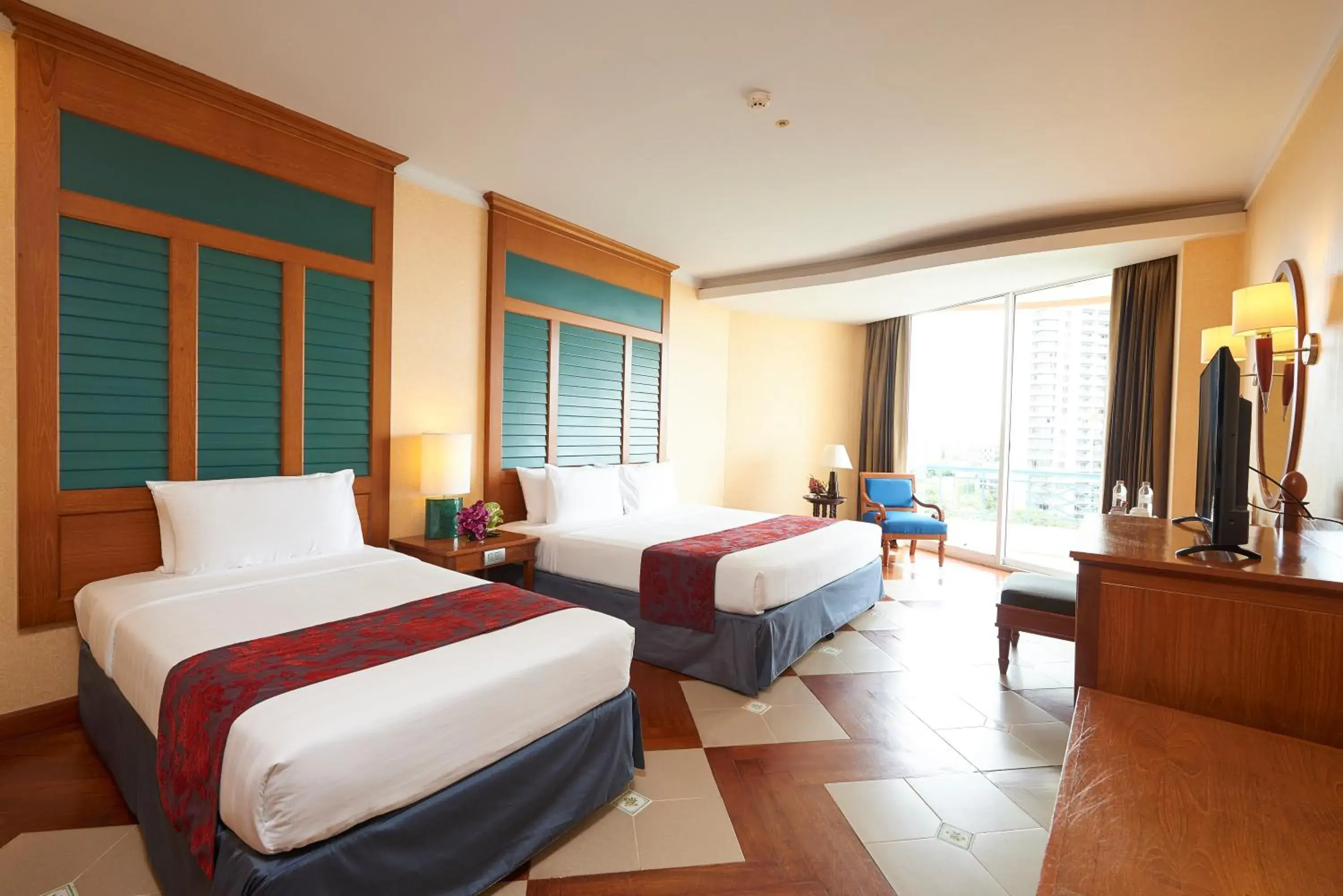 Superior with Sea View in Long Beach Garden Hotel & Pavilions Superior with Sea View in Long Beach Garden Hotel & Pavilions