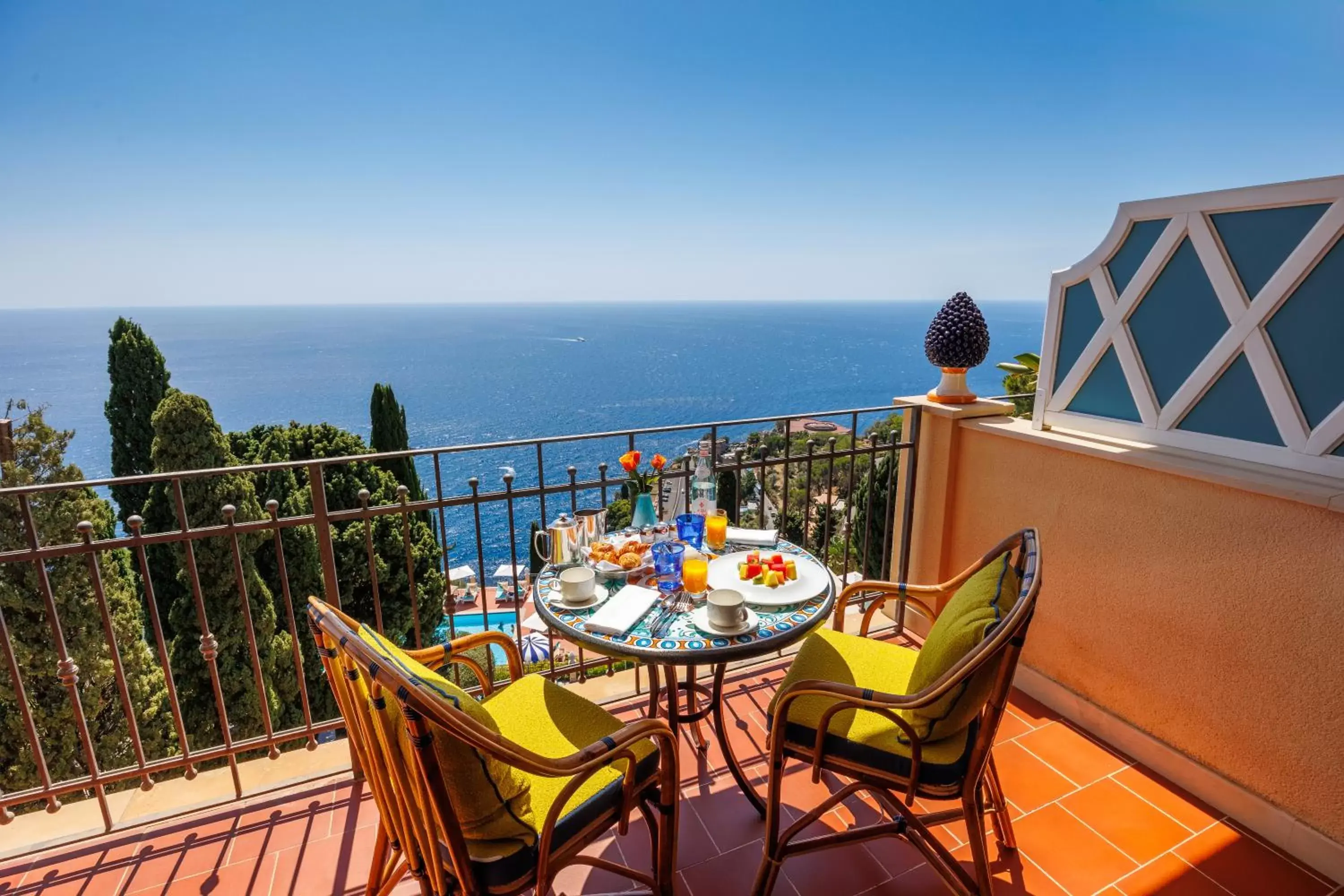 Balcony/Terrace in Grand Hotel San Pietro Relais & Chateaux