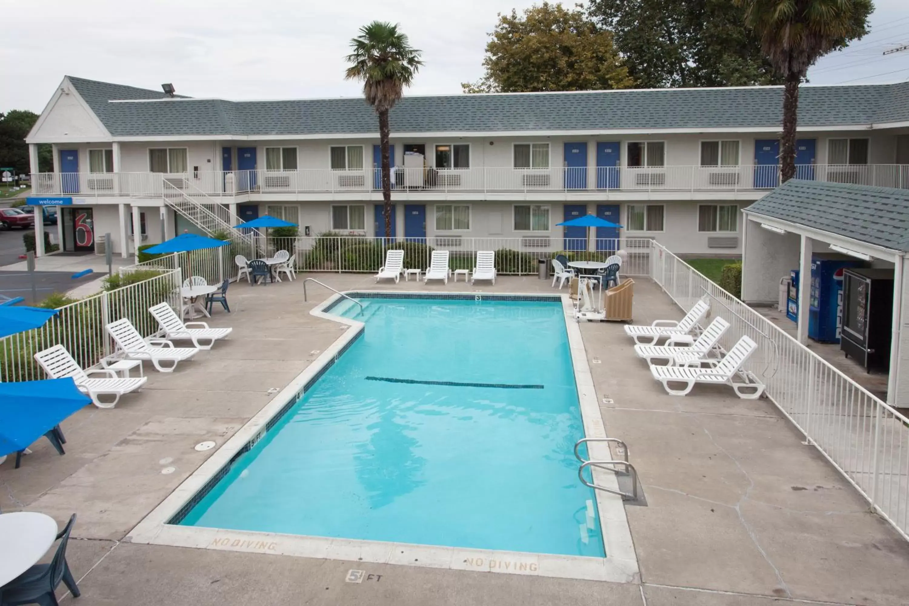Swimming pool, Pool View in Motel 6-Sacramento, CA - Central